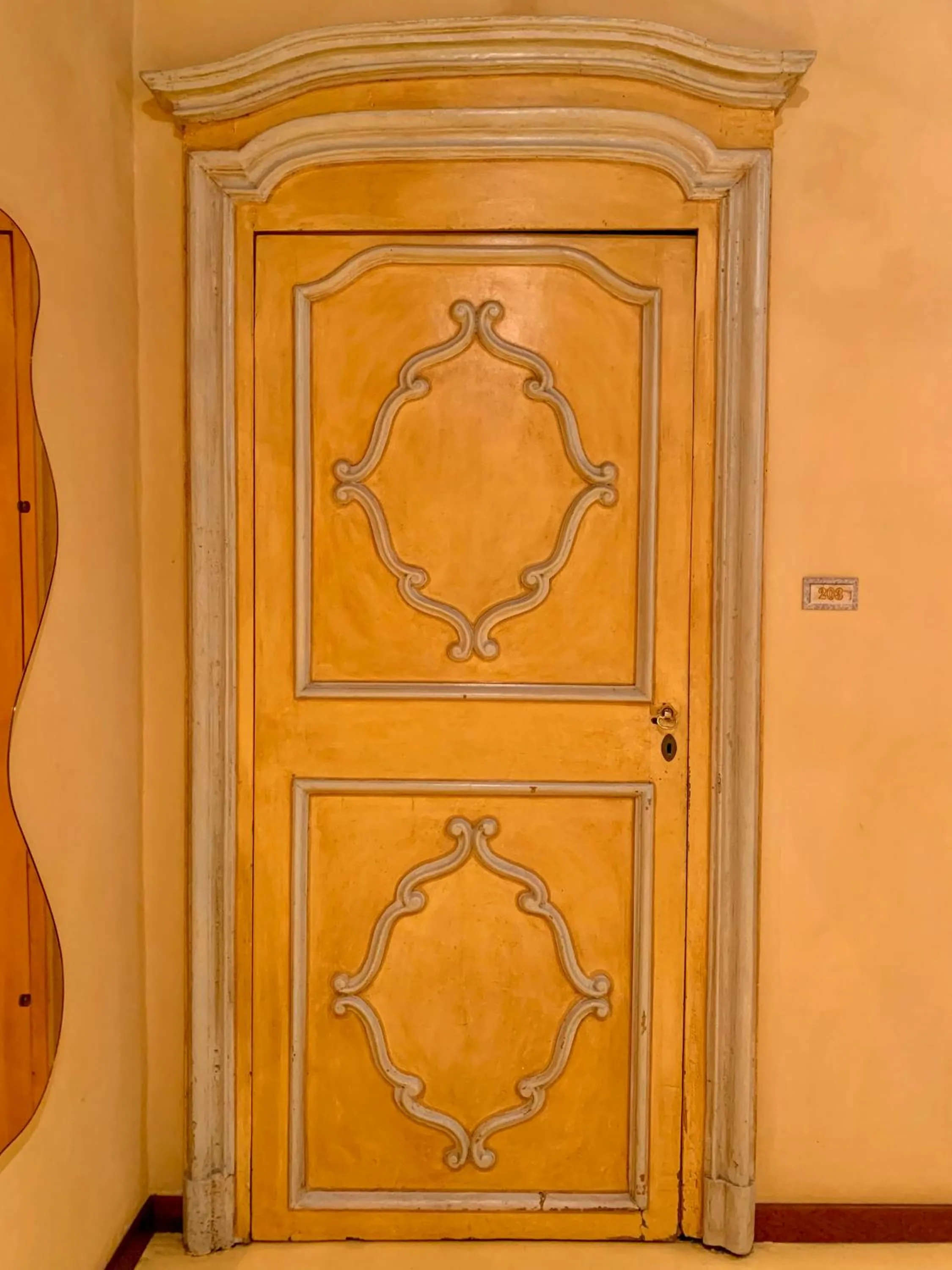 Decorative detail in B&B Saluzzo Paesana 1718