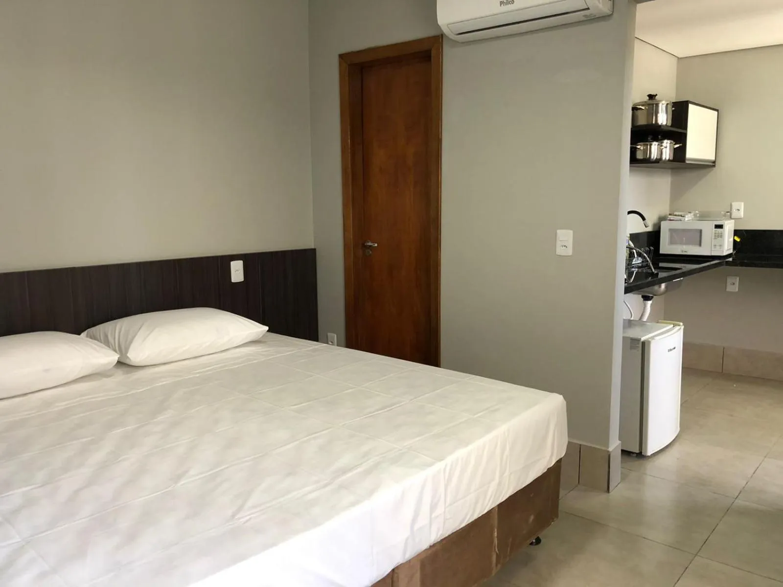 Photo of the whole room, Bed in Vila Nóbrega Residencial