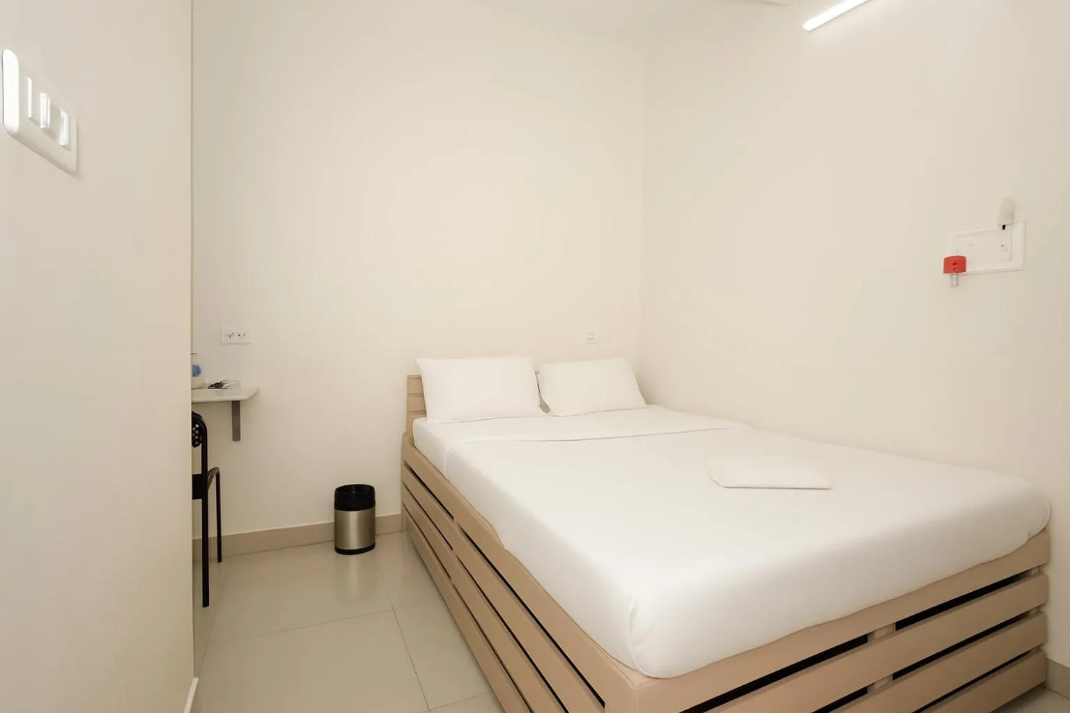 Bedroom, Bed in Urban Inn Rukminigaon