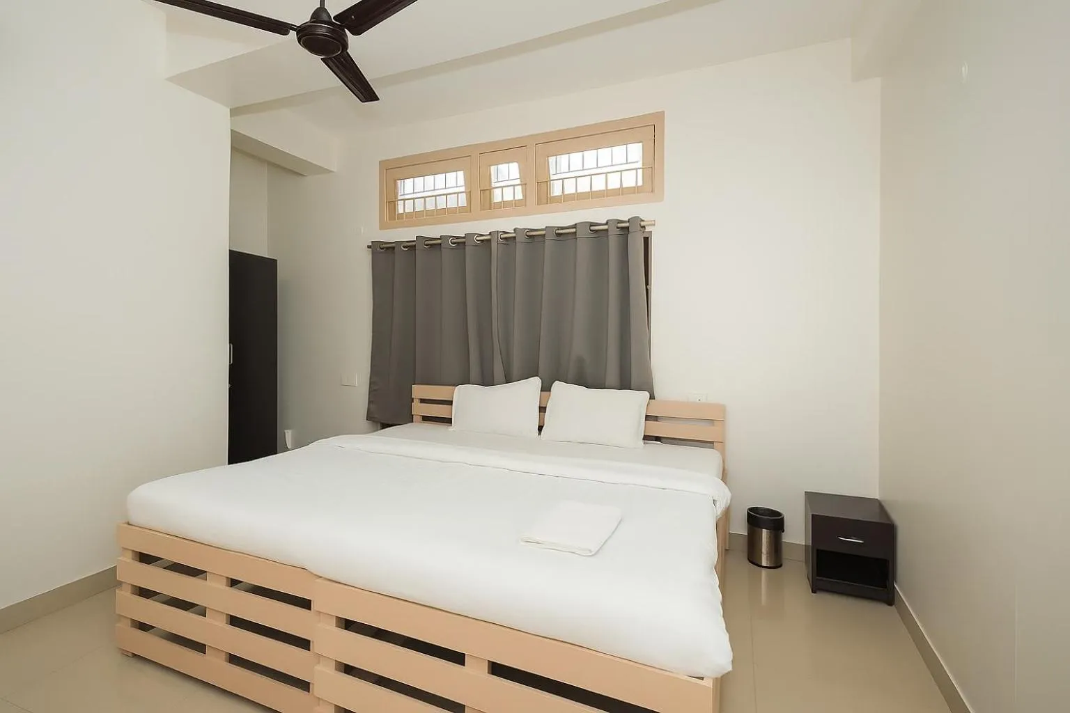 Bedroom, Bed in Urban Inn Rukminigaon