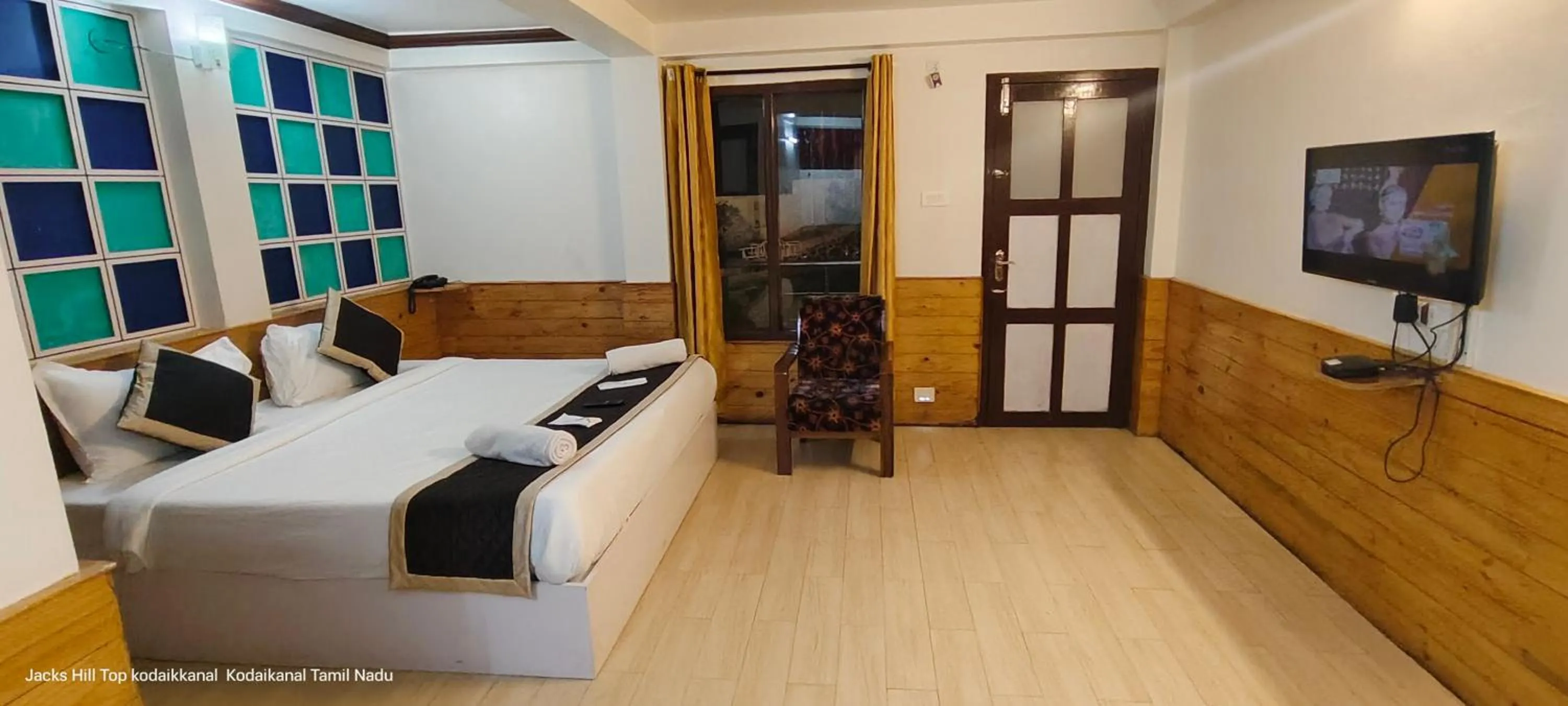 Bed in The Jacks Hilltop Resort Kodaikanal