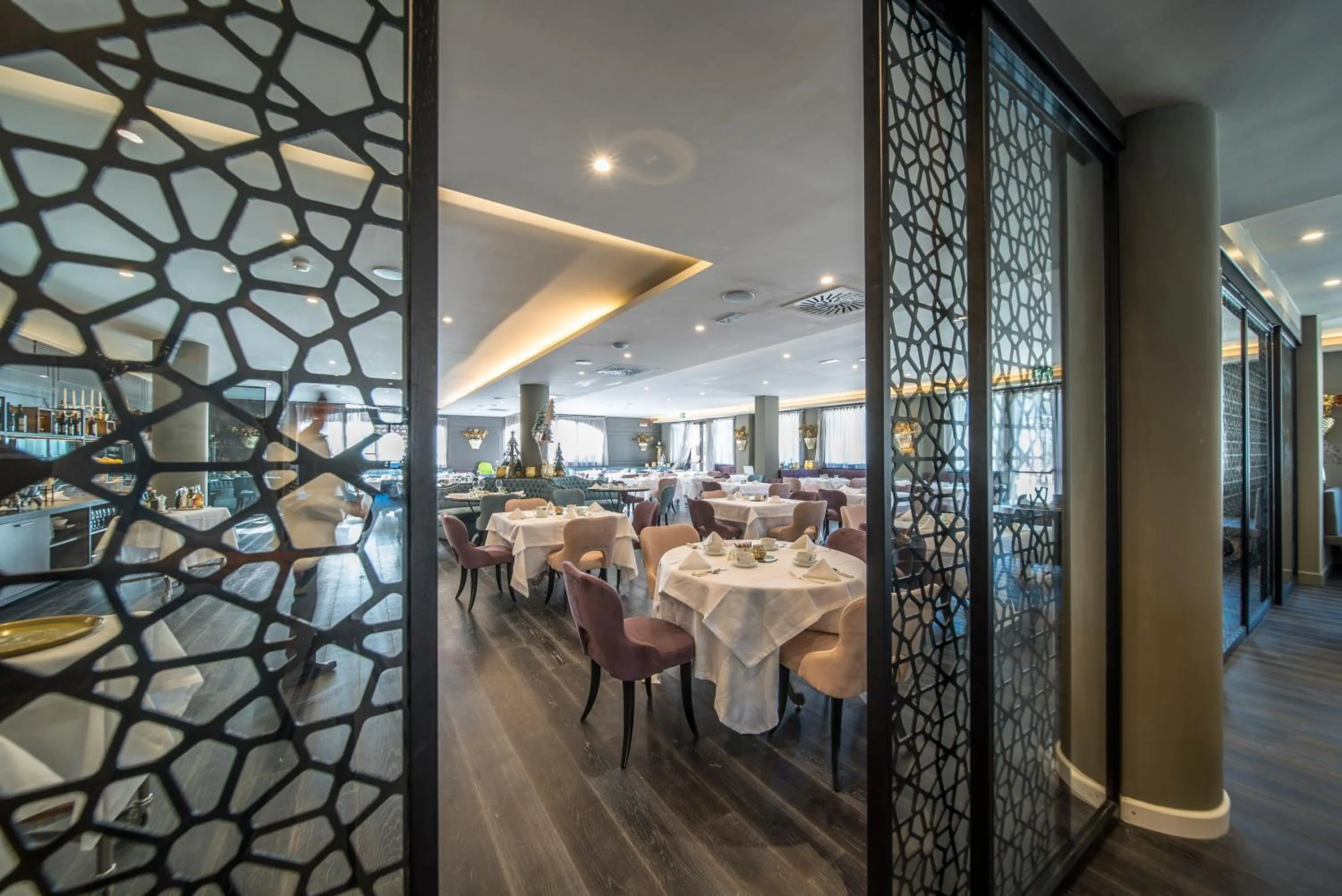 Restaurant/places to eat in Hotel Spinale