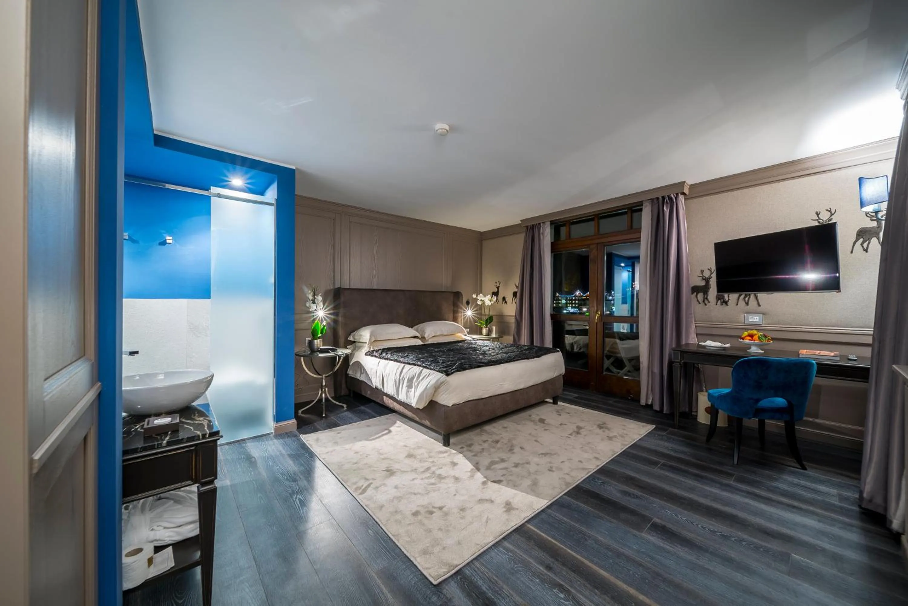 Photo of the whole room, Bed in Hotel Spinale