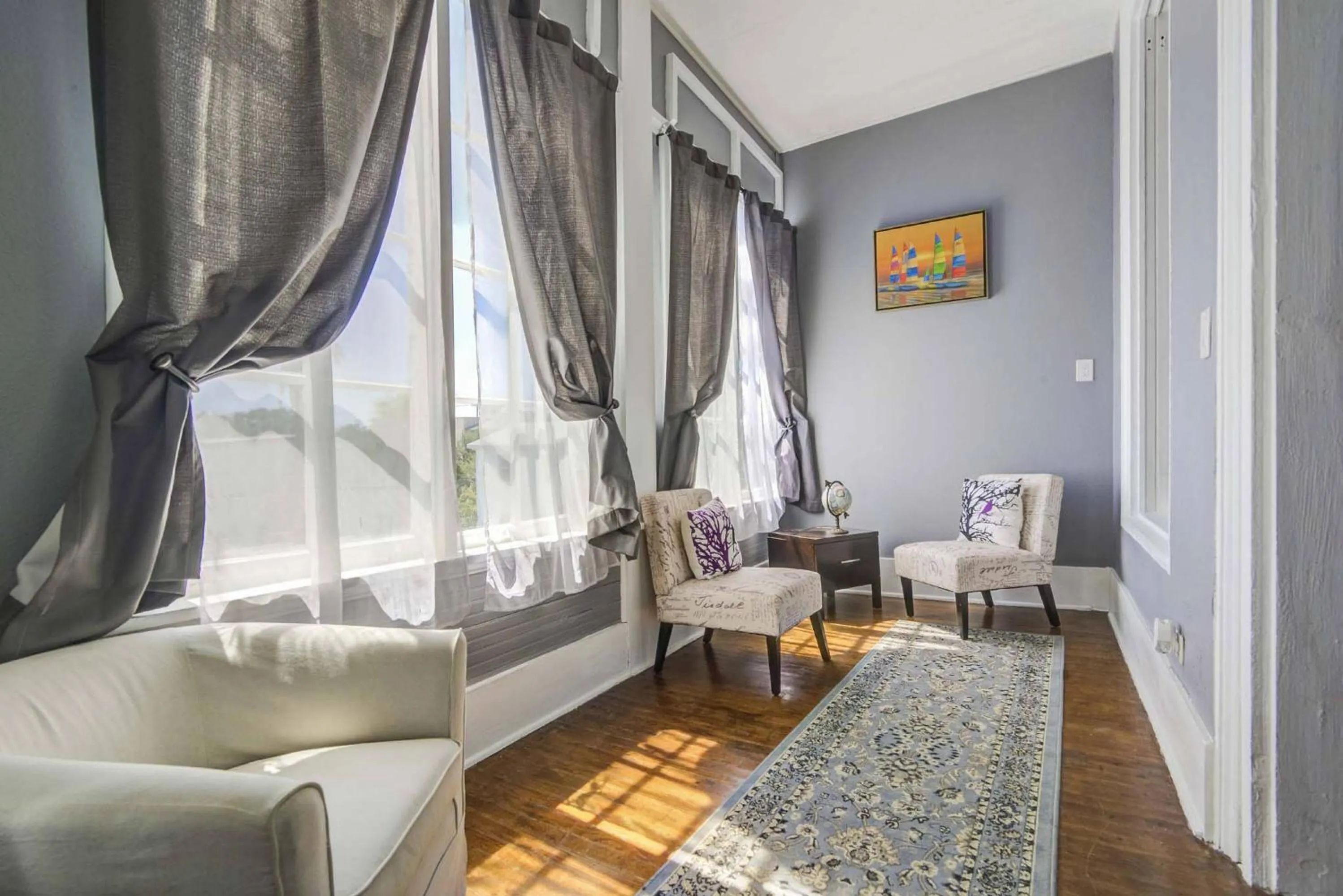 Living room in The George Manor