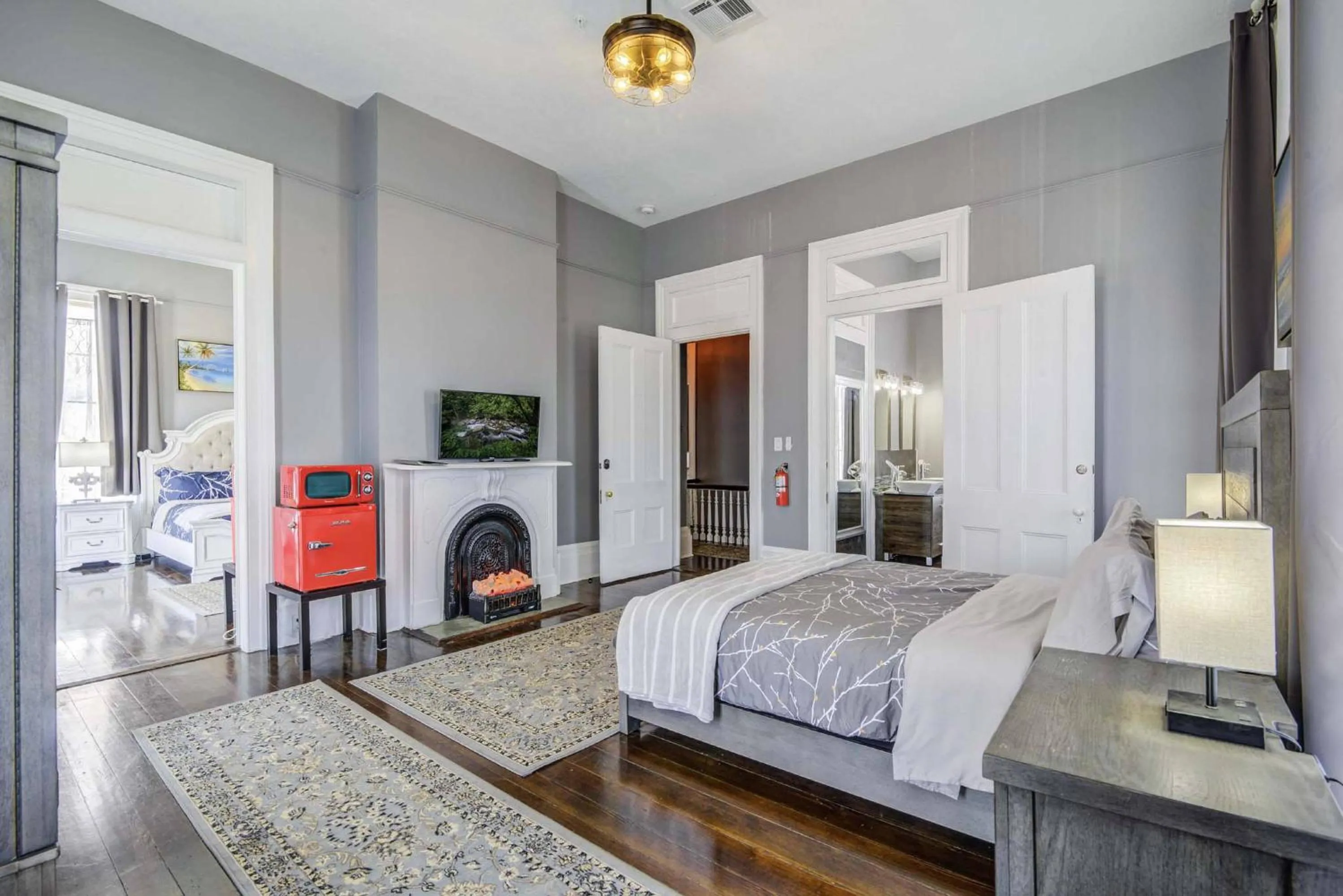 Bedroom, Bed in The George Manor