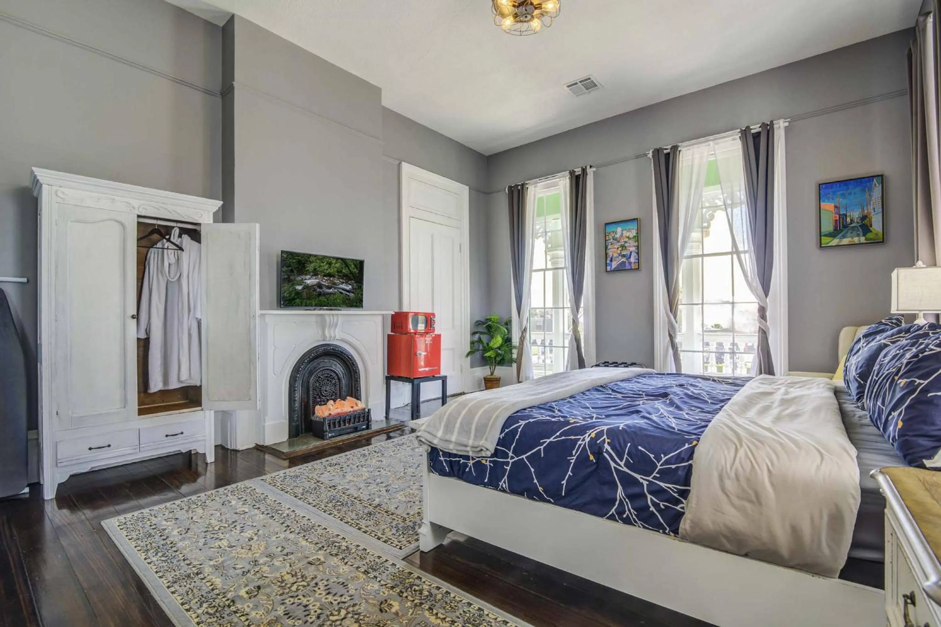 Bedroom, Bed in The George Manor