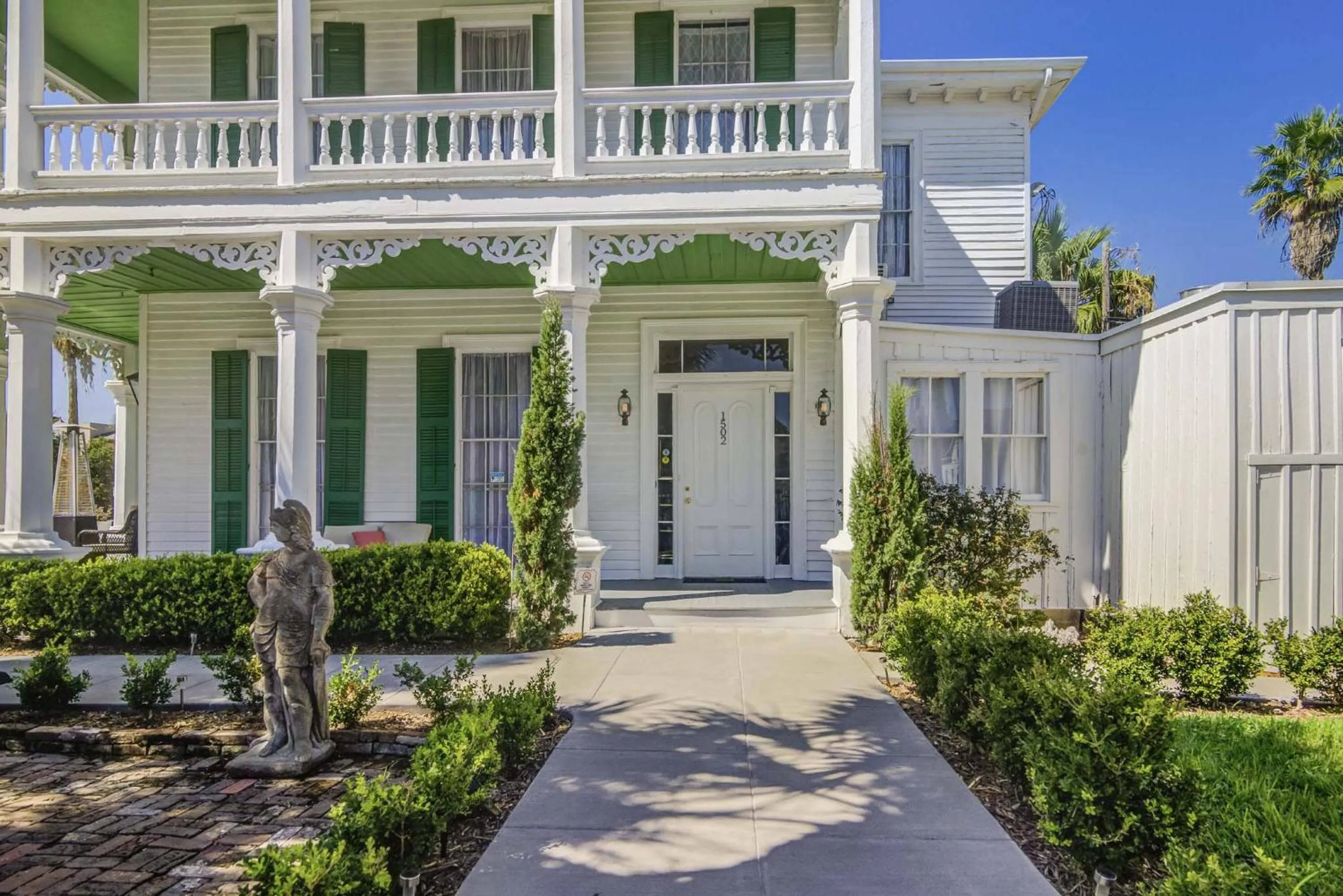 Property building in The George Manor