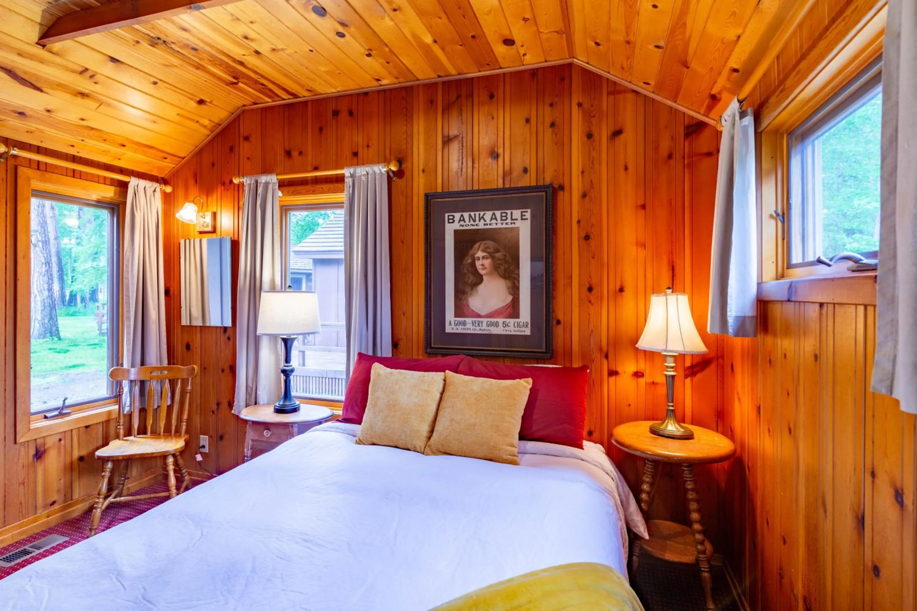 Bed in Lake Creek Lodge