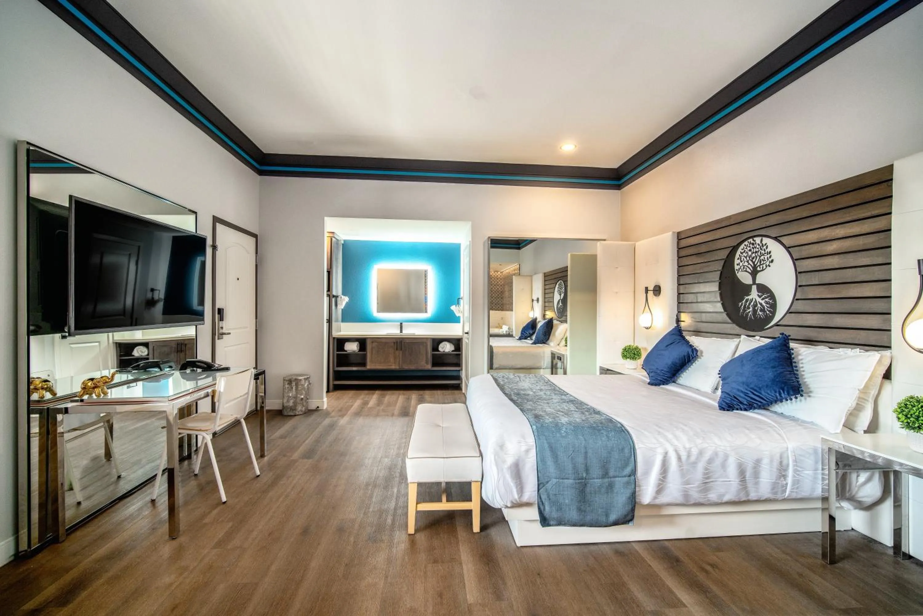 Bed in Aspire Inn Studios & Spas