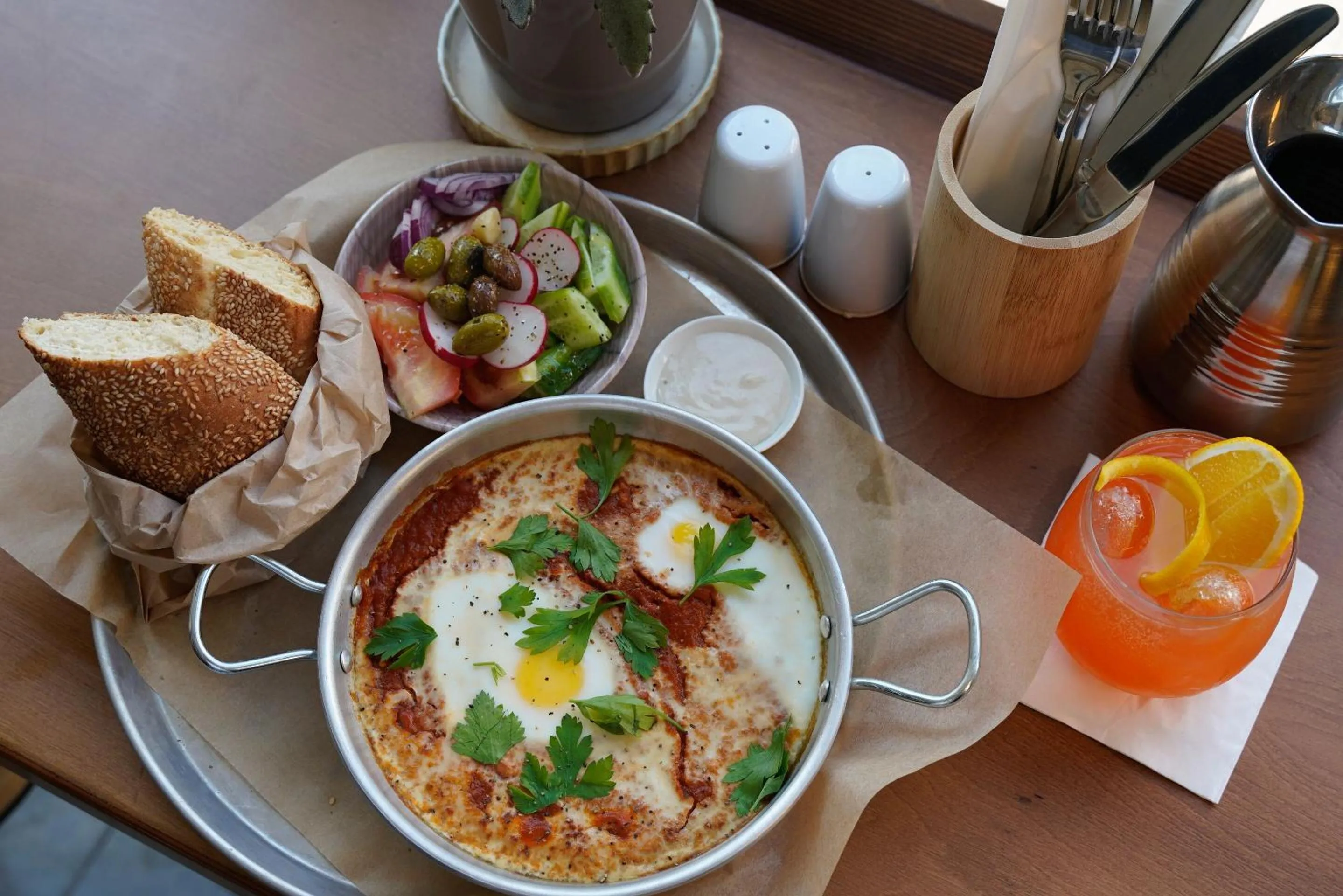 Food and drinks in Selina Frishman Tel Aviv