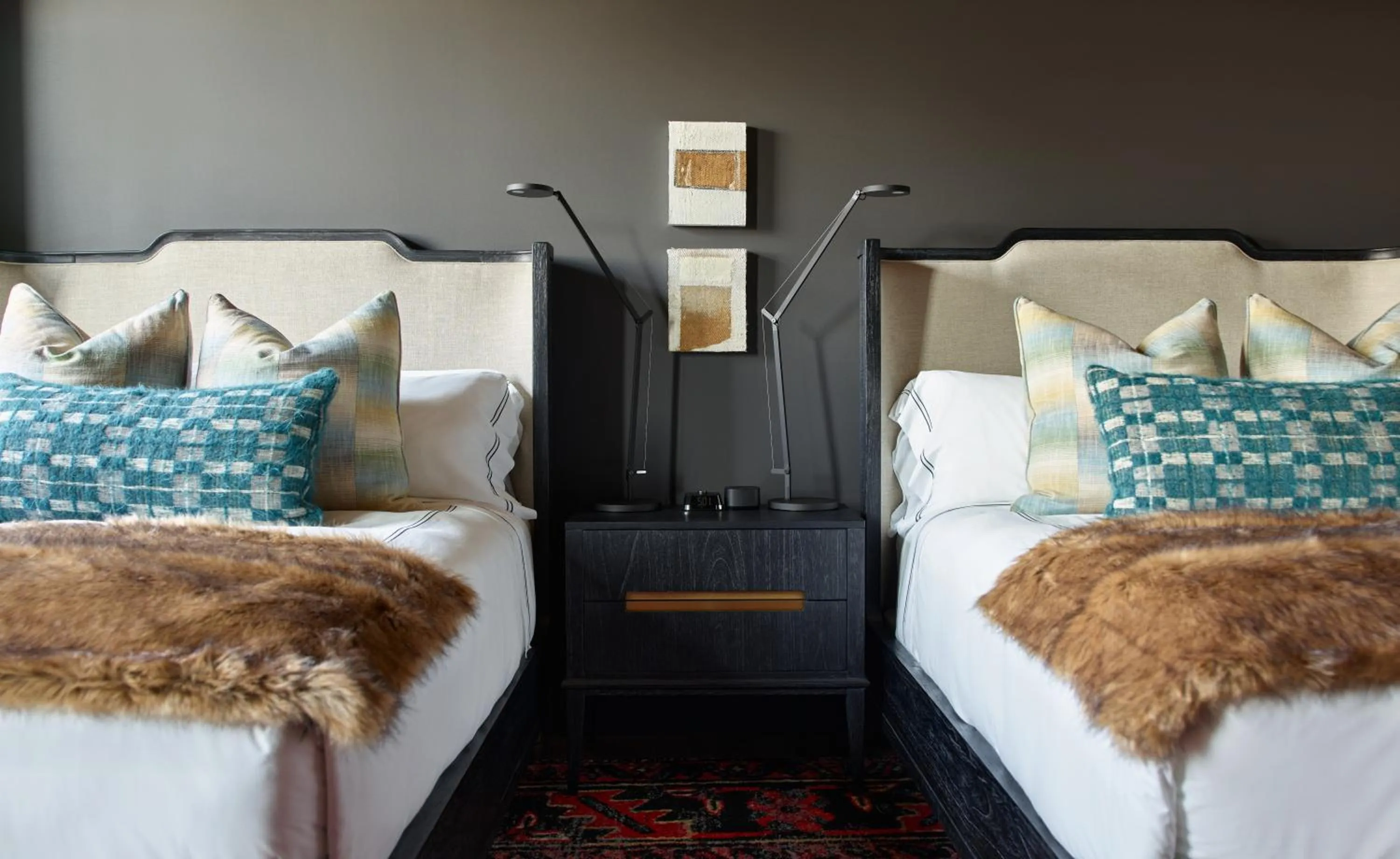 Bed in The Lincoln Hotel