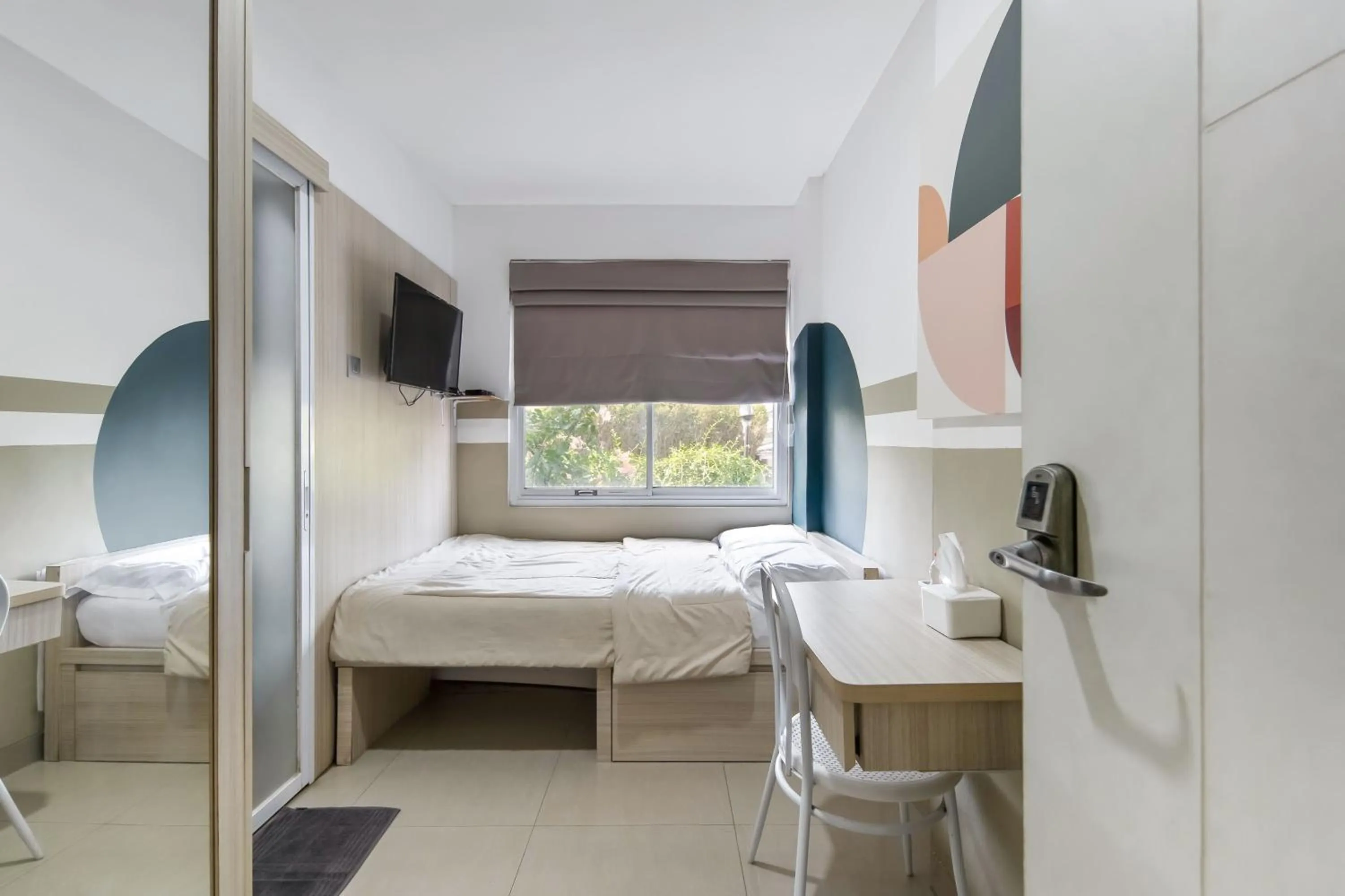 Bedroom, Bed in Cove T63