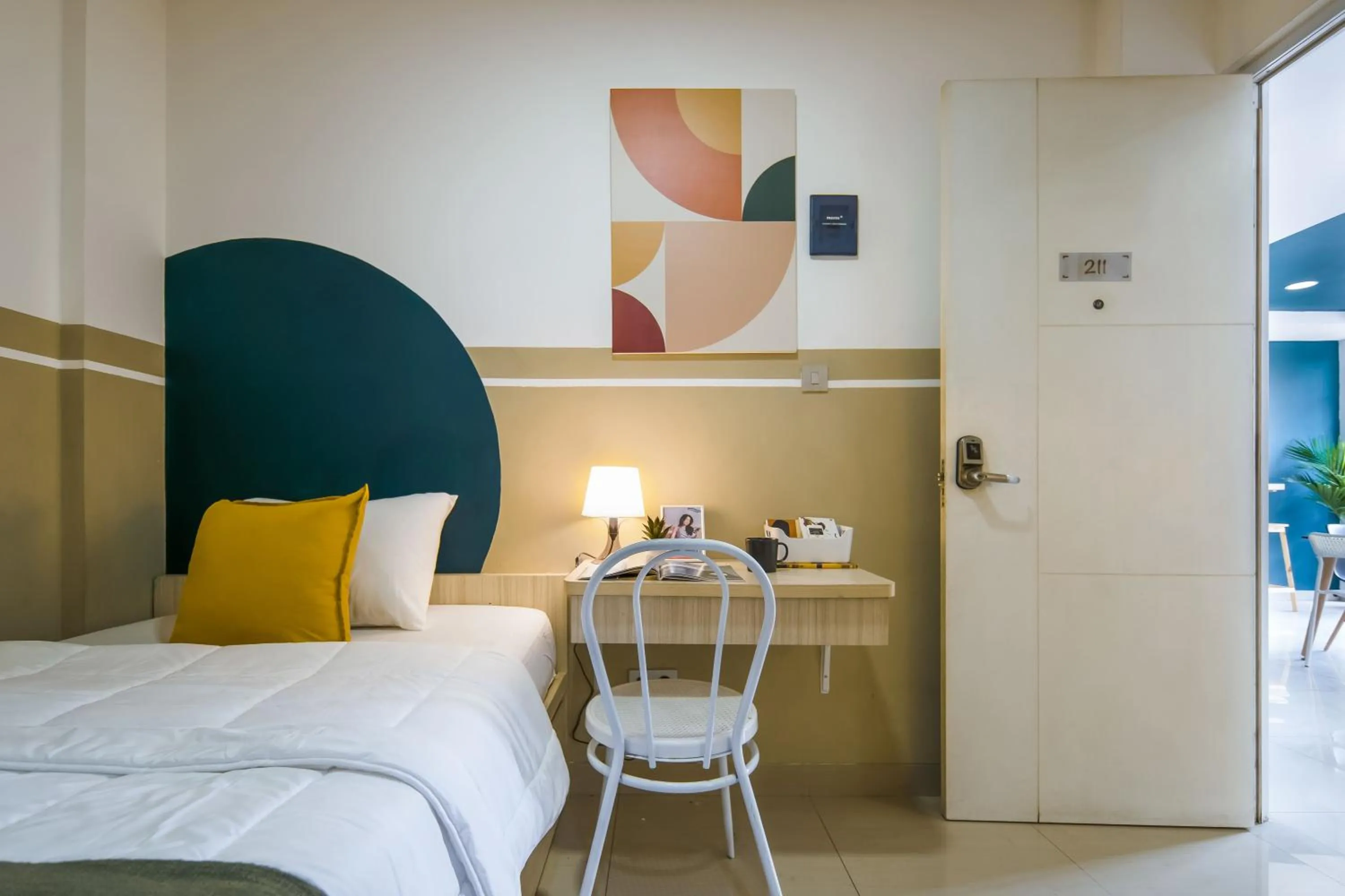 Bedroom, Bed in Cove T63