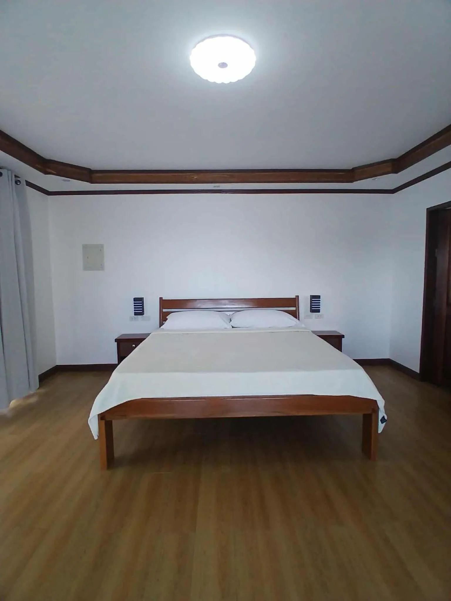 Bed in Takbo Beach Resort