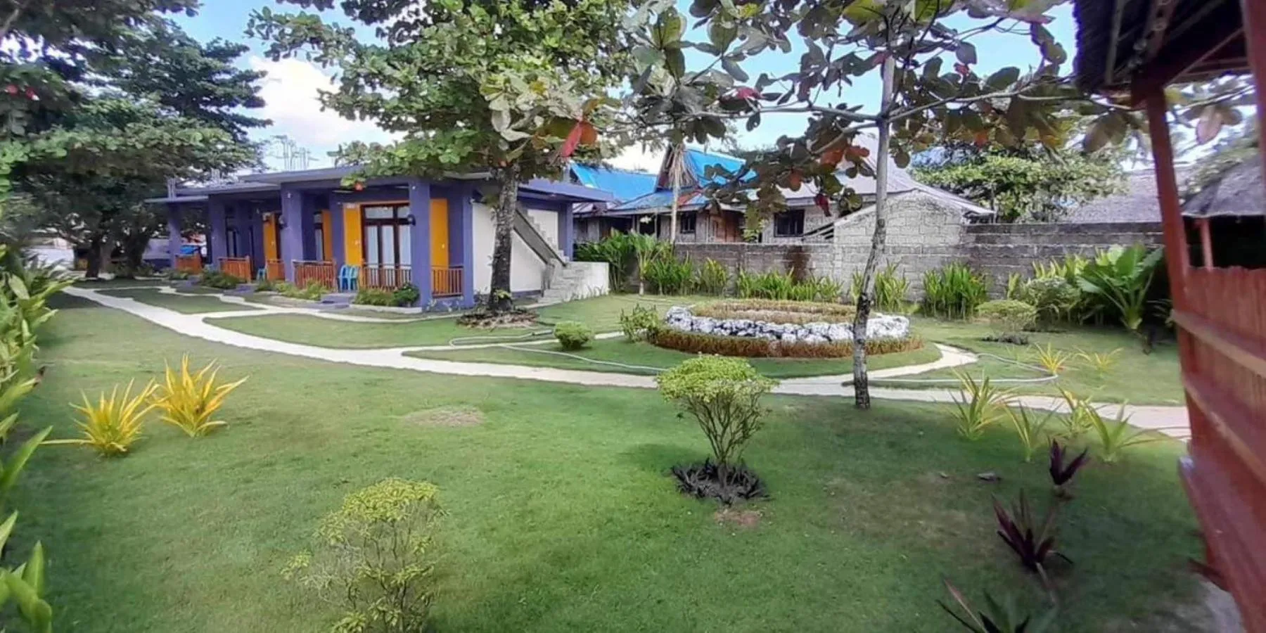 Garden in Takbo Beach Resort