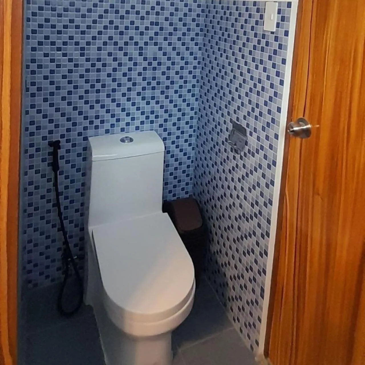 Toilet in Takbo Beach Resort