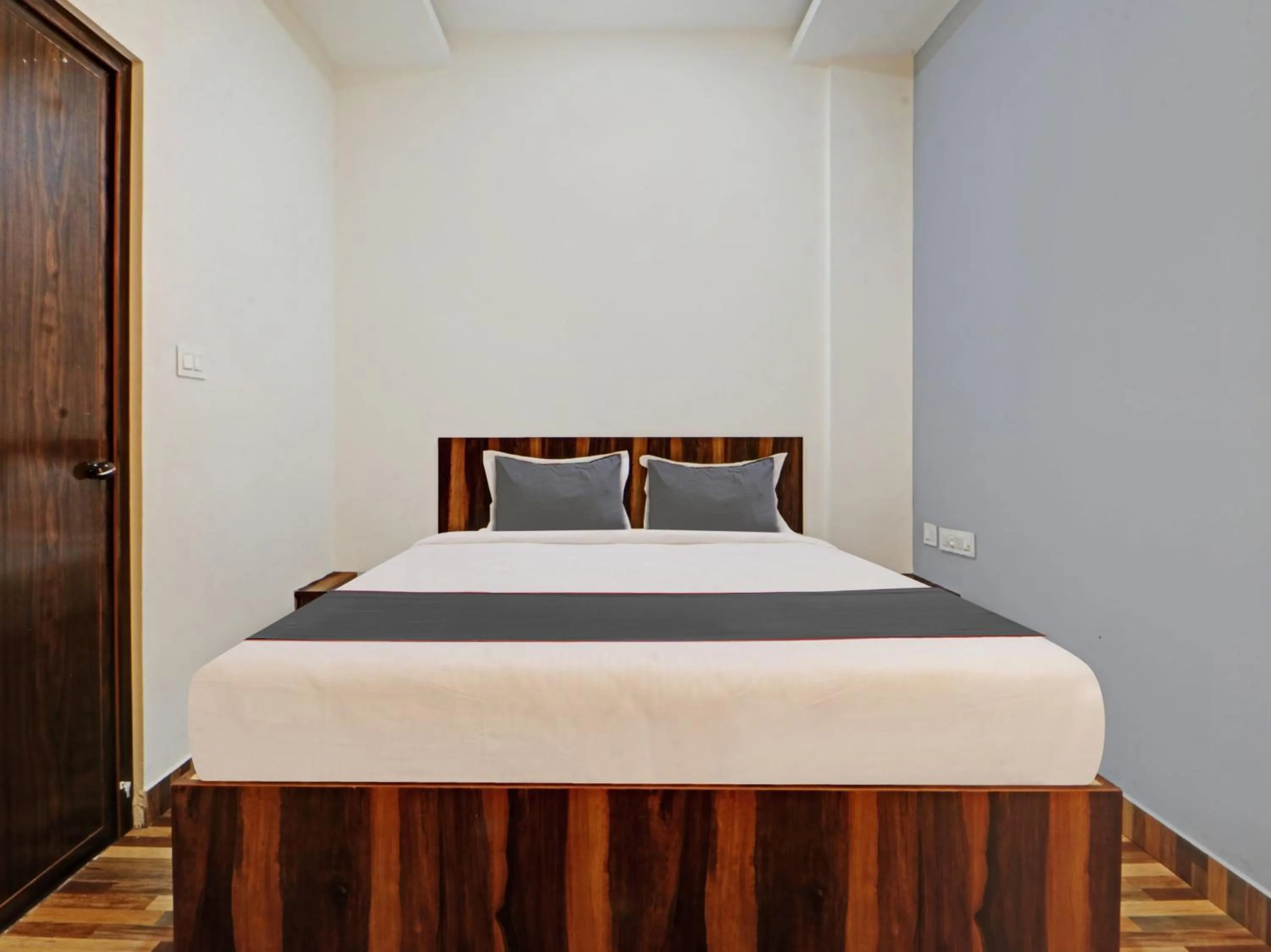 Bedroom, Bed in Hotel O by OYO Dhruvas Residency