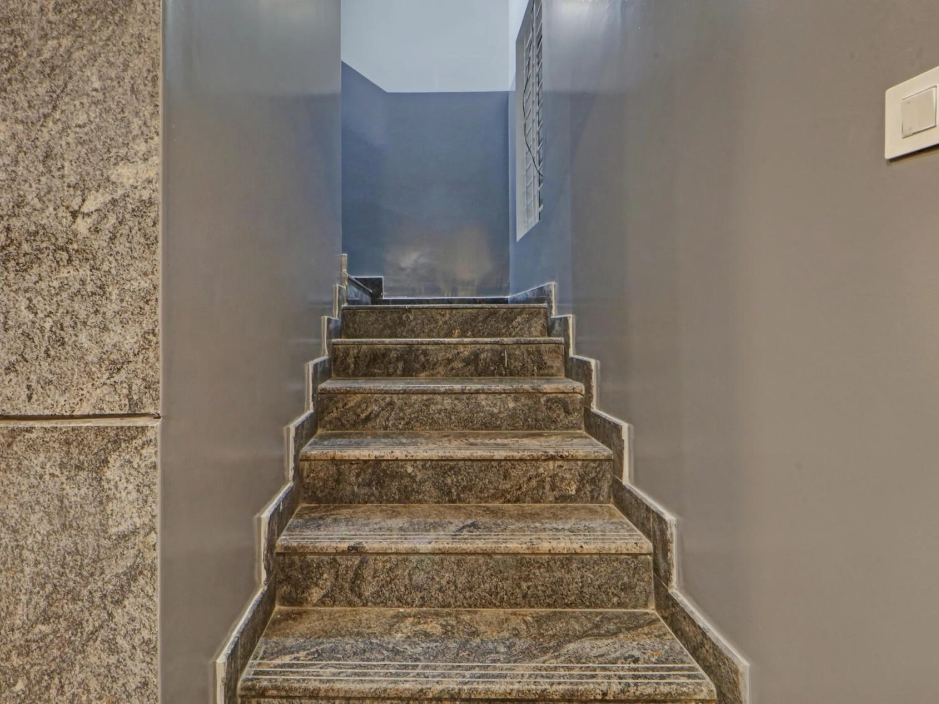 Lobby or reception in Hotel O by OYO Dhruvas Residency