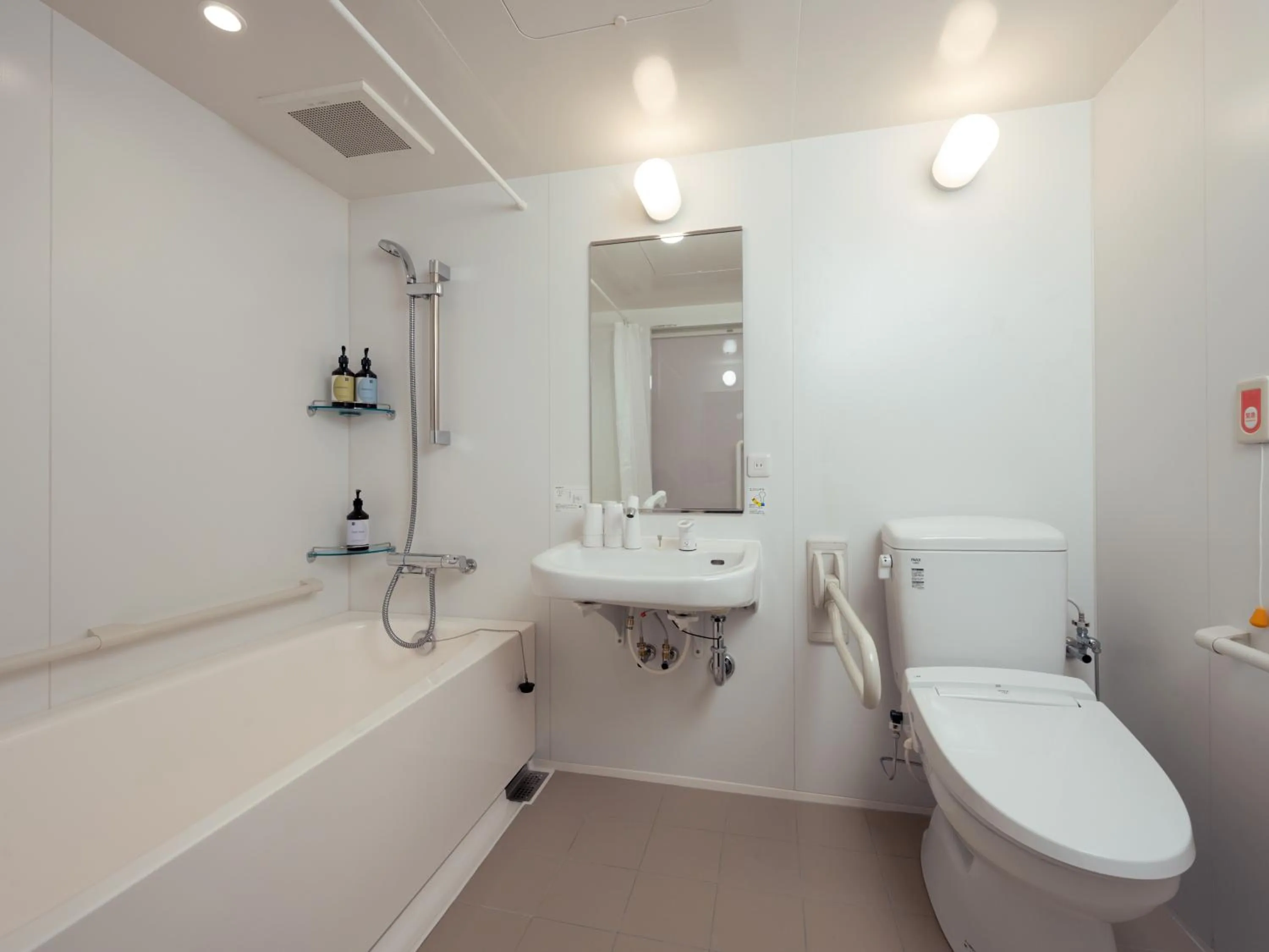 Shower in MIMARU Tokyo Ikebukuro