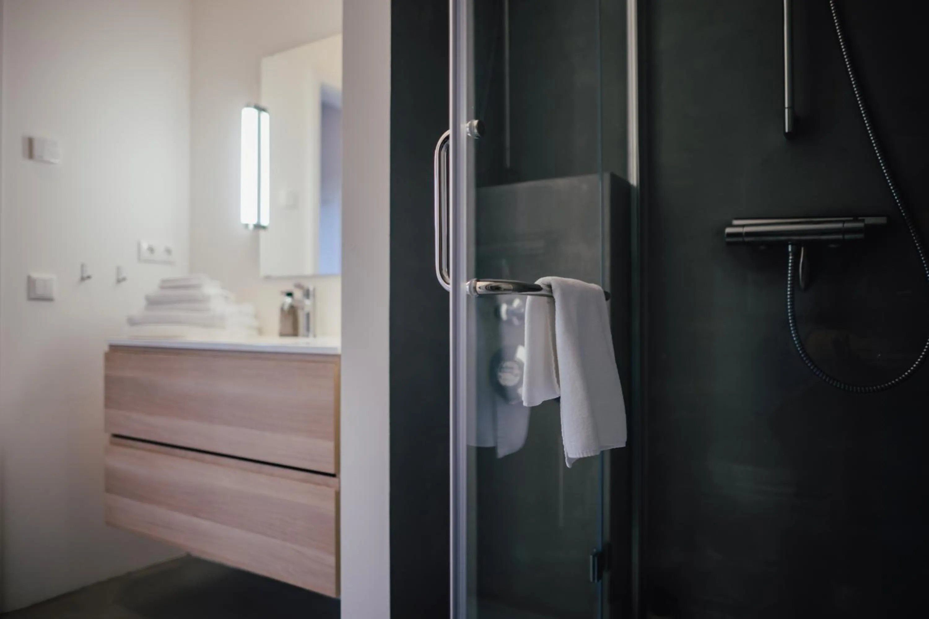 Shower in The Layhead B&B