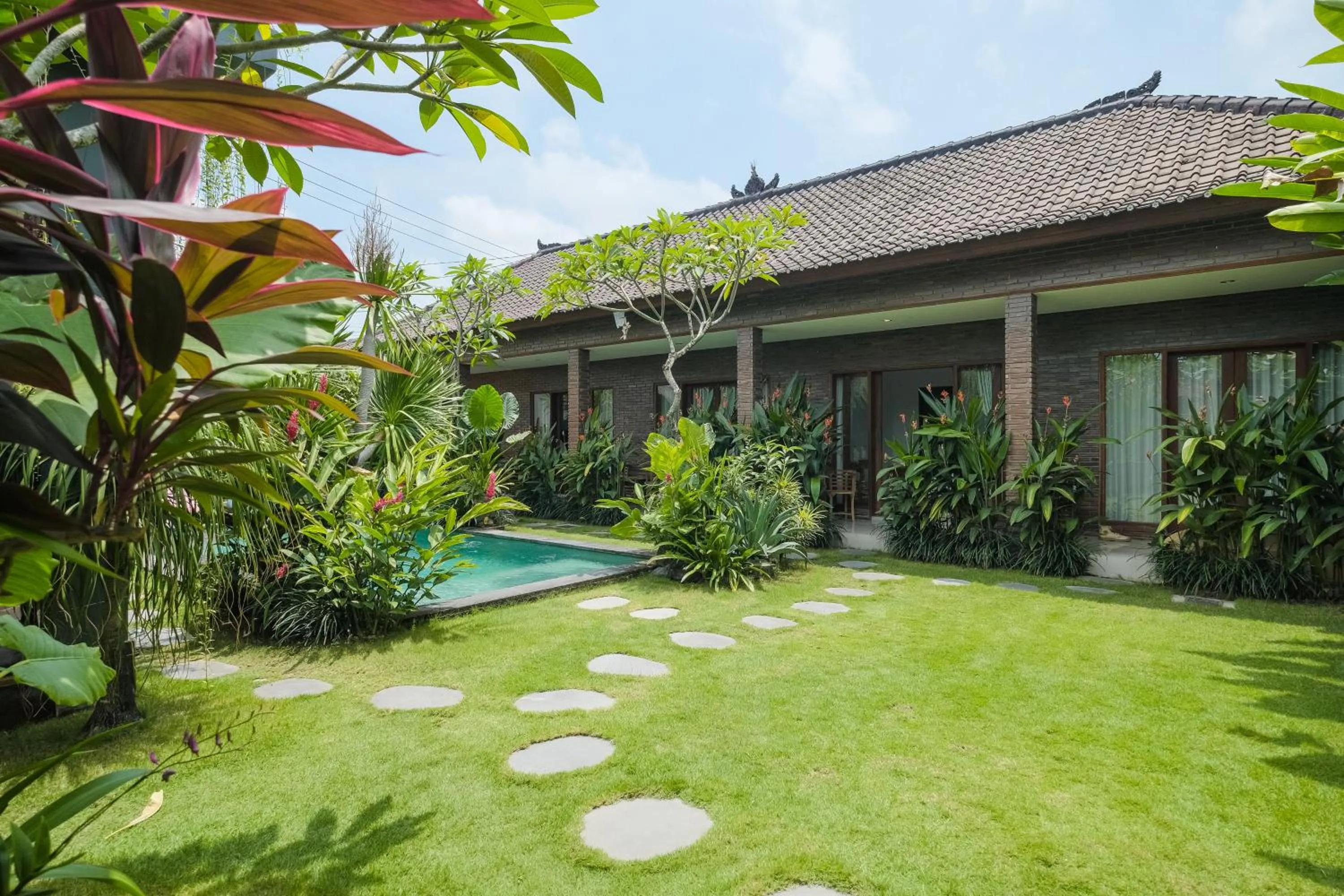 Garden in The Kumpi Bali by The Lavana