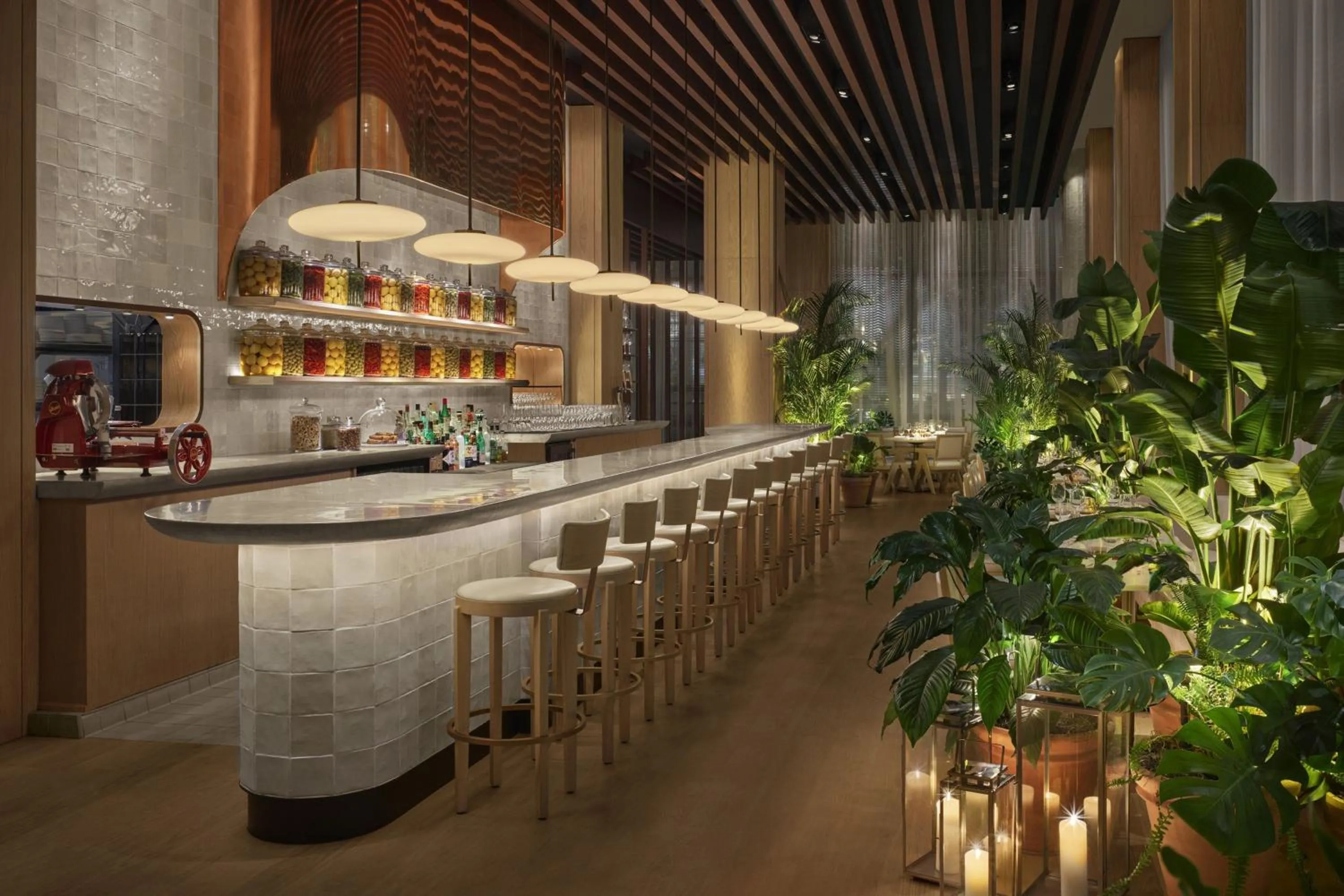 Restaurant/places to eat in The Tampa EDITION