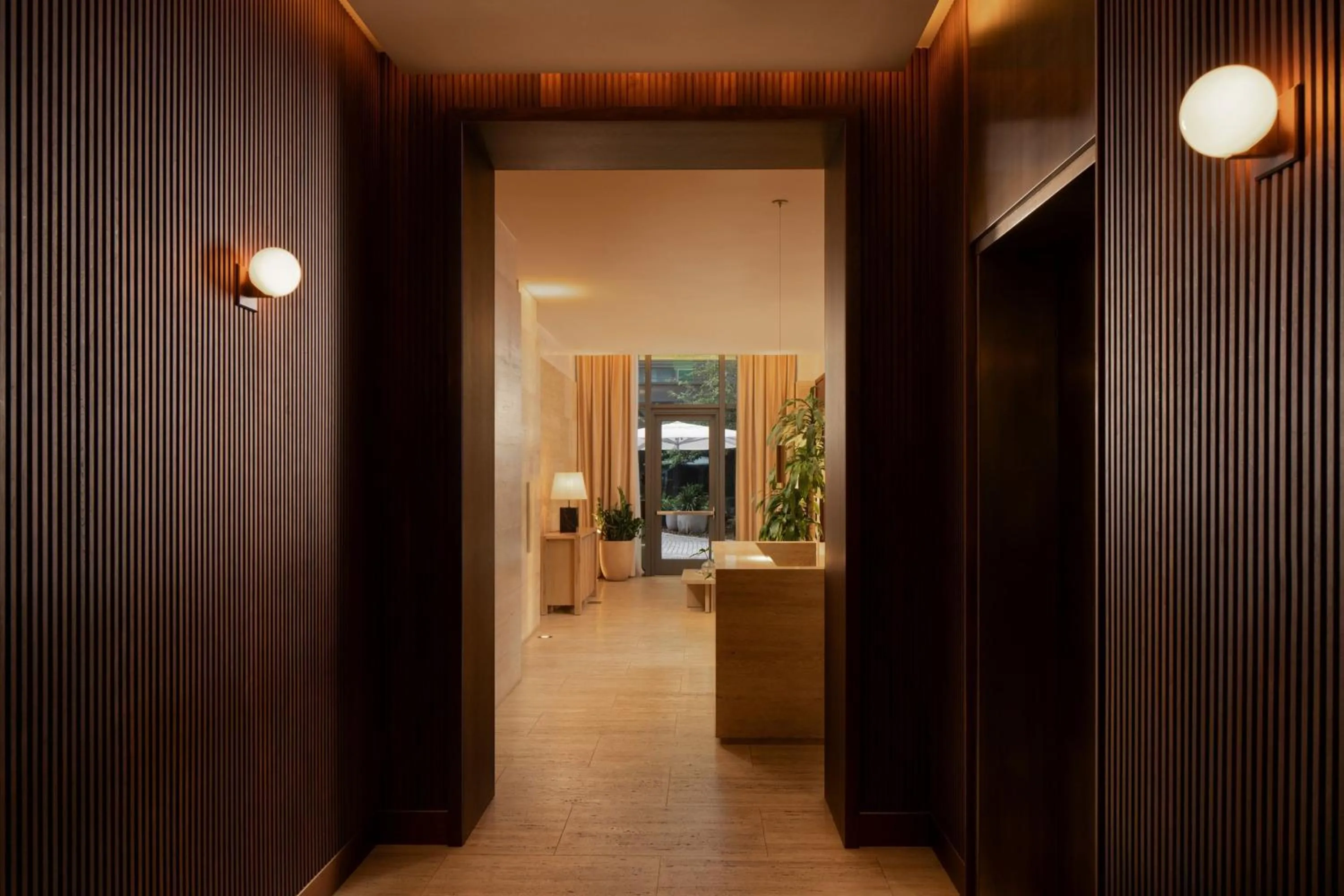 Lobby or reception in The Tampa EDITION