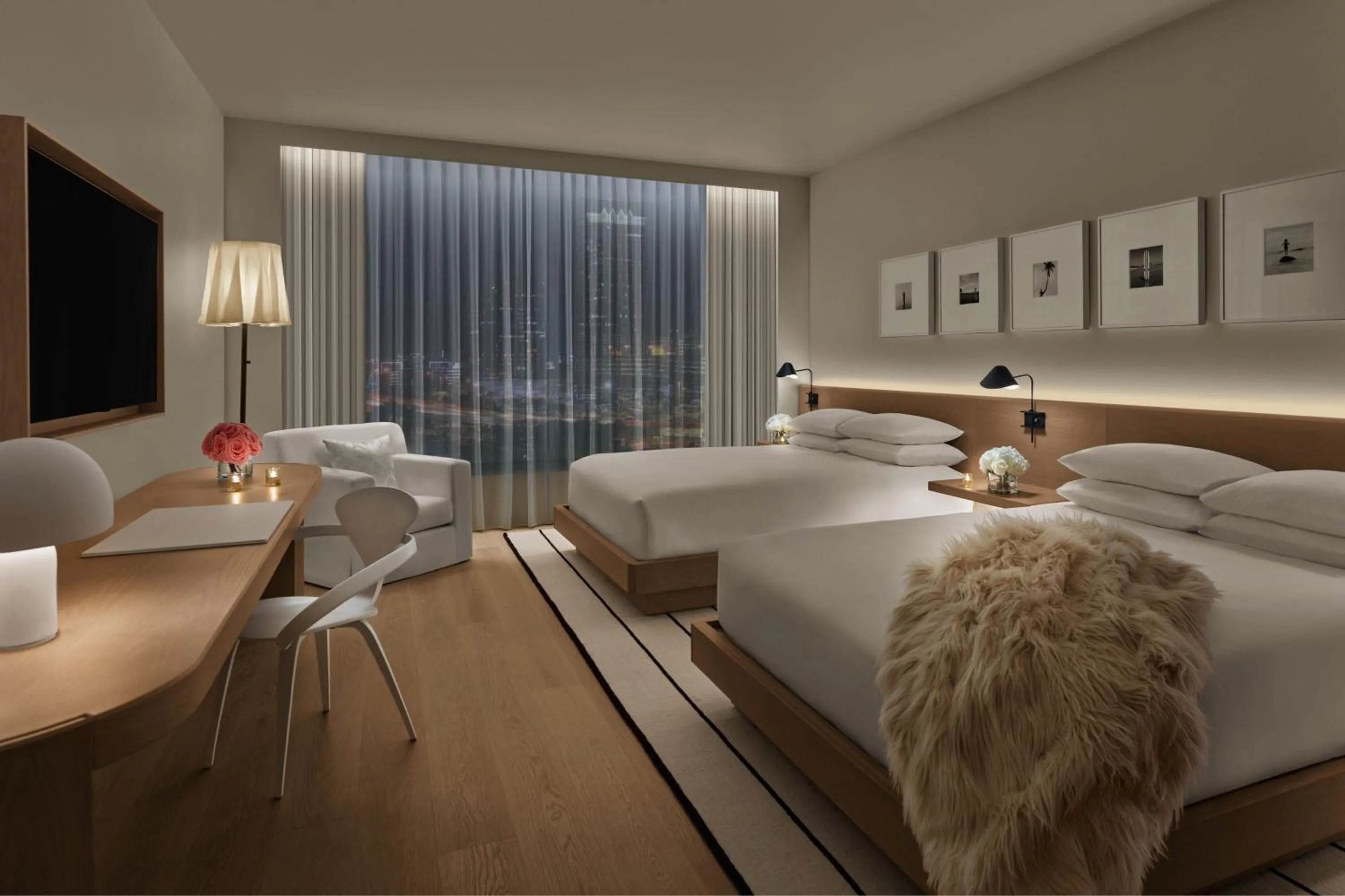 Photo of the whole room, Bed in The Tampa EDITION