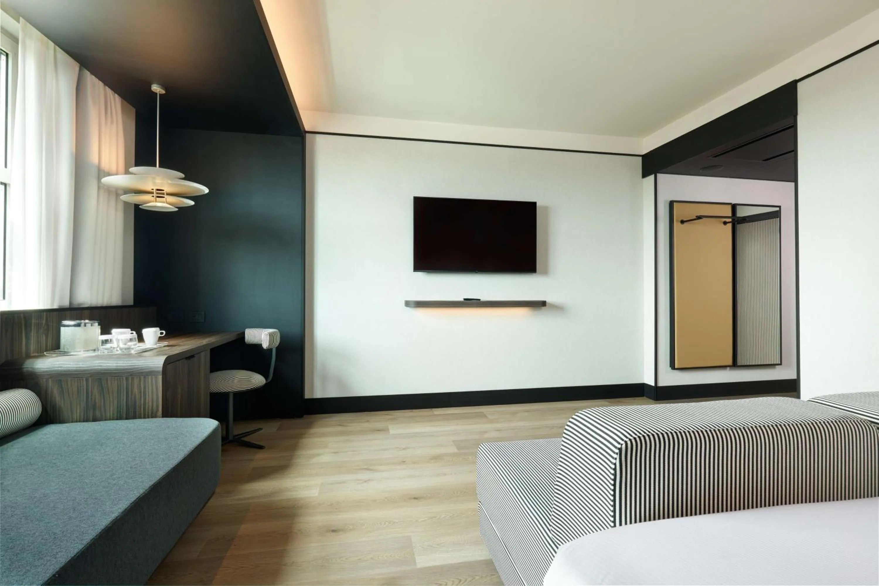 Bedroom, Bed in Hilton Rome Airport