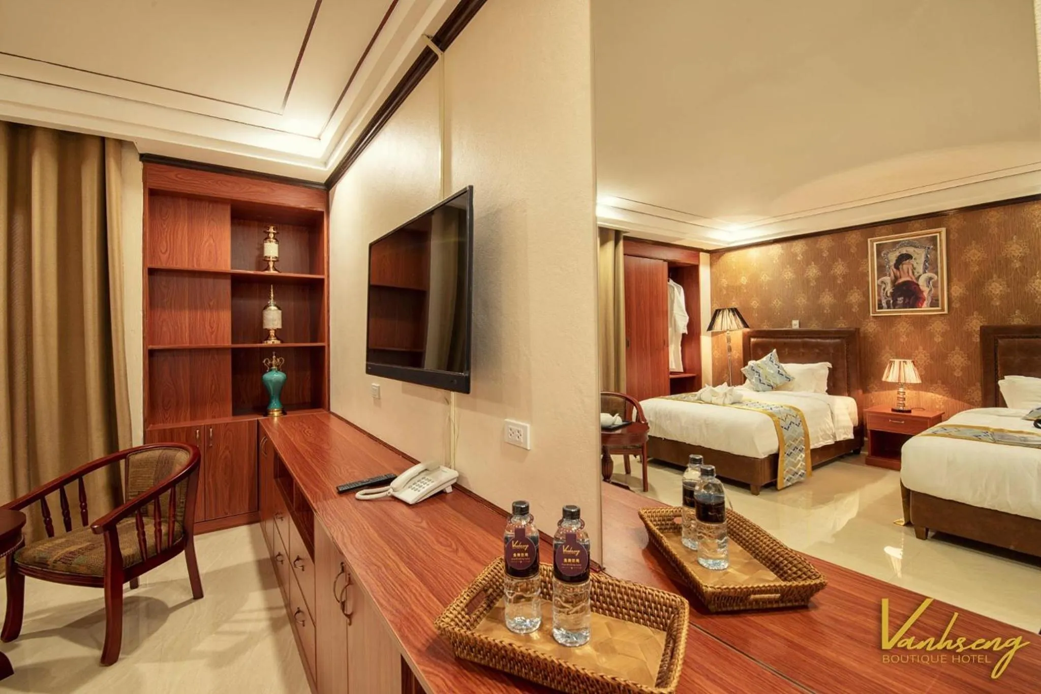 Living room, Bed in VANHSENG BOUTIQUE VIENTIANE HOTEL