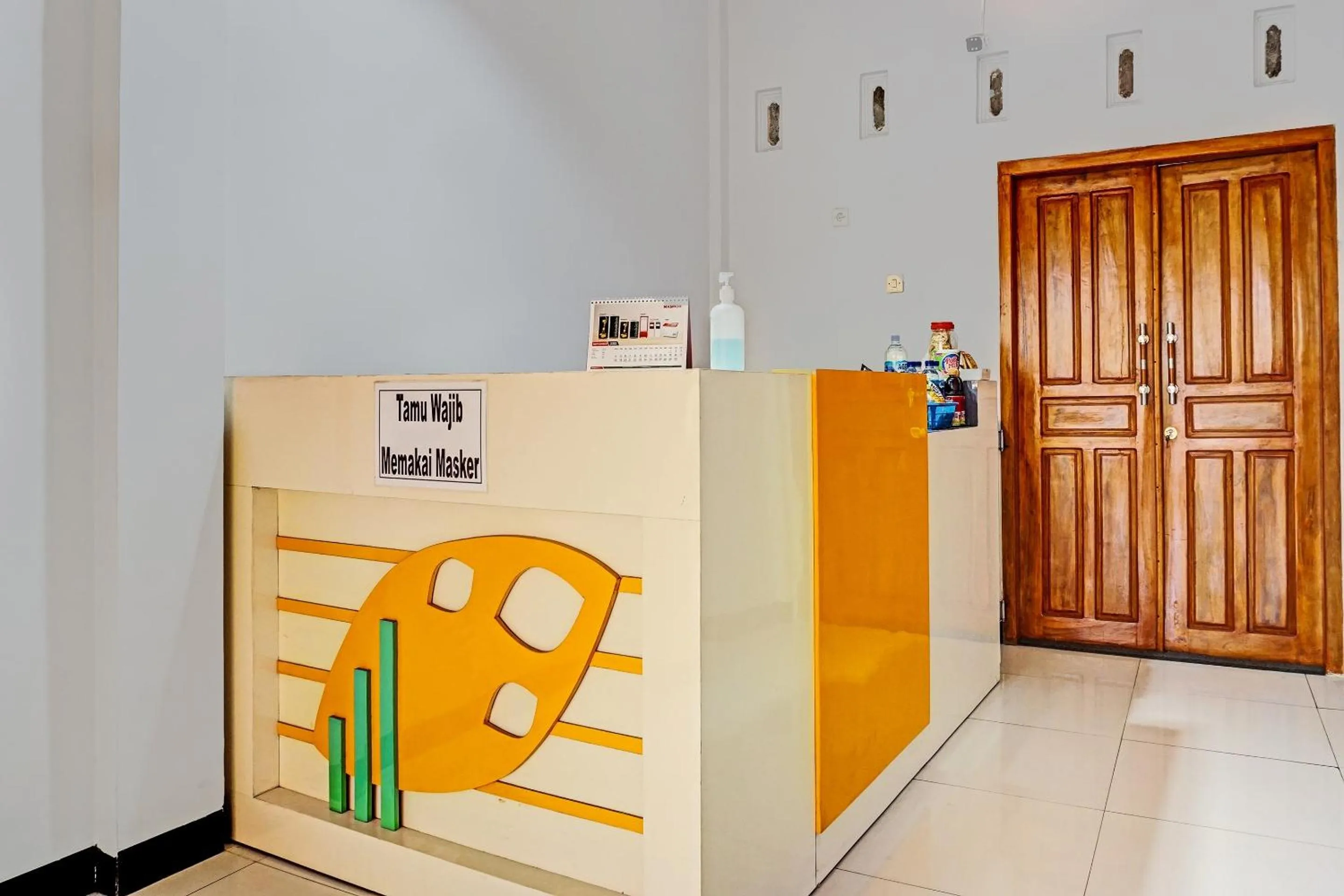 Lobby or reception in OYO 91599 Penginapan Mutiara Madiun