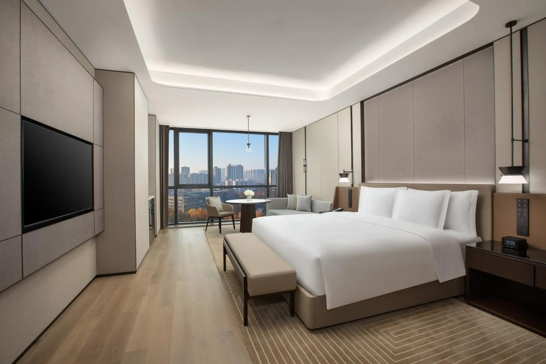 Photo of the whole room, Bed in Crowne Plaza Zhengzhou High Tech Zone by IHG