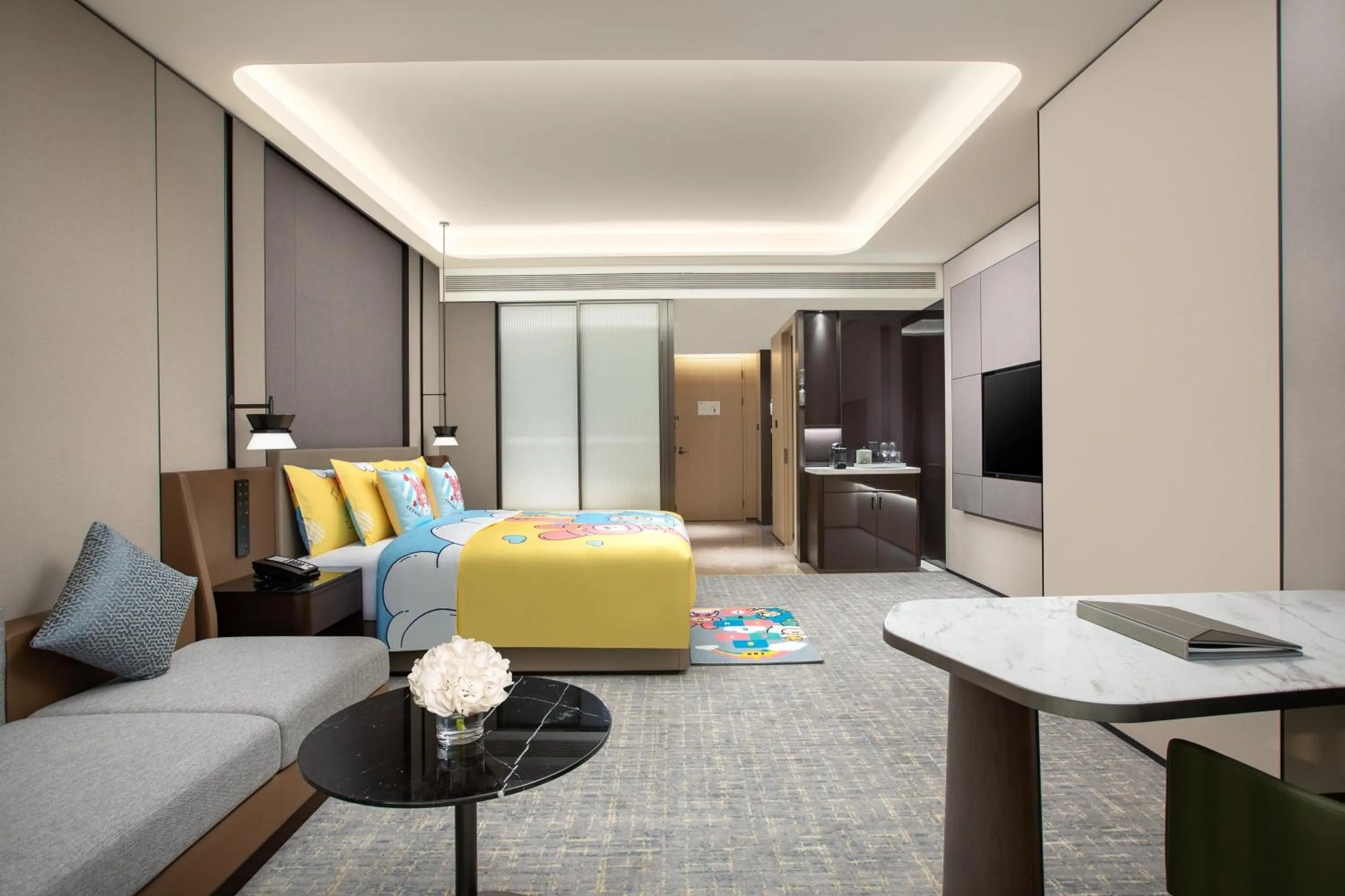 Bedroom in Crowne Plaza Zhengzhou High Tech Zone by IHG