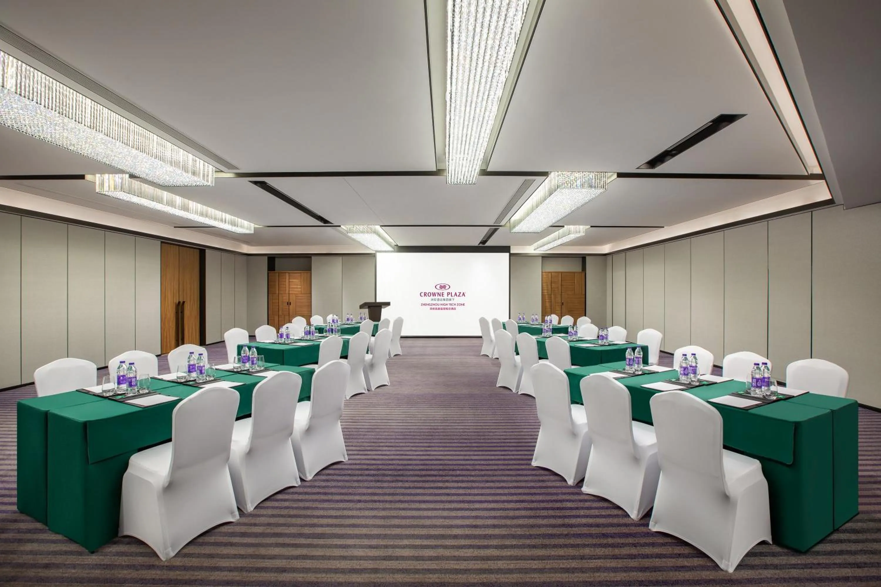 Spa and wellness centre/facilities in Crowne Plaza Zhengzhou High Tech Zone by IHG