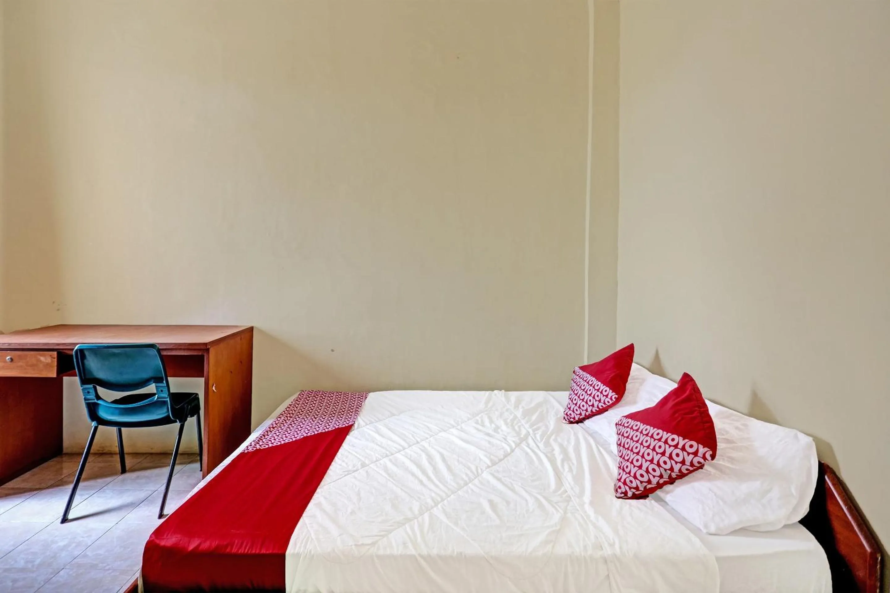 Bedroom, Bed in OYO 91636 Kak Dadut Homestay