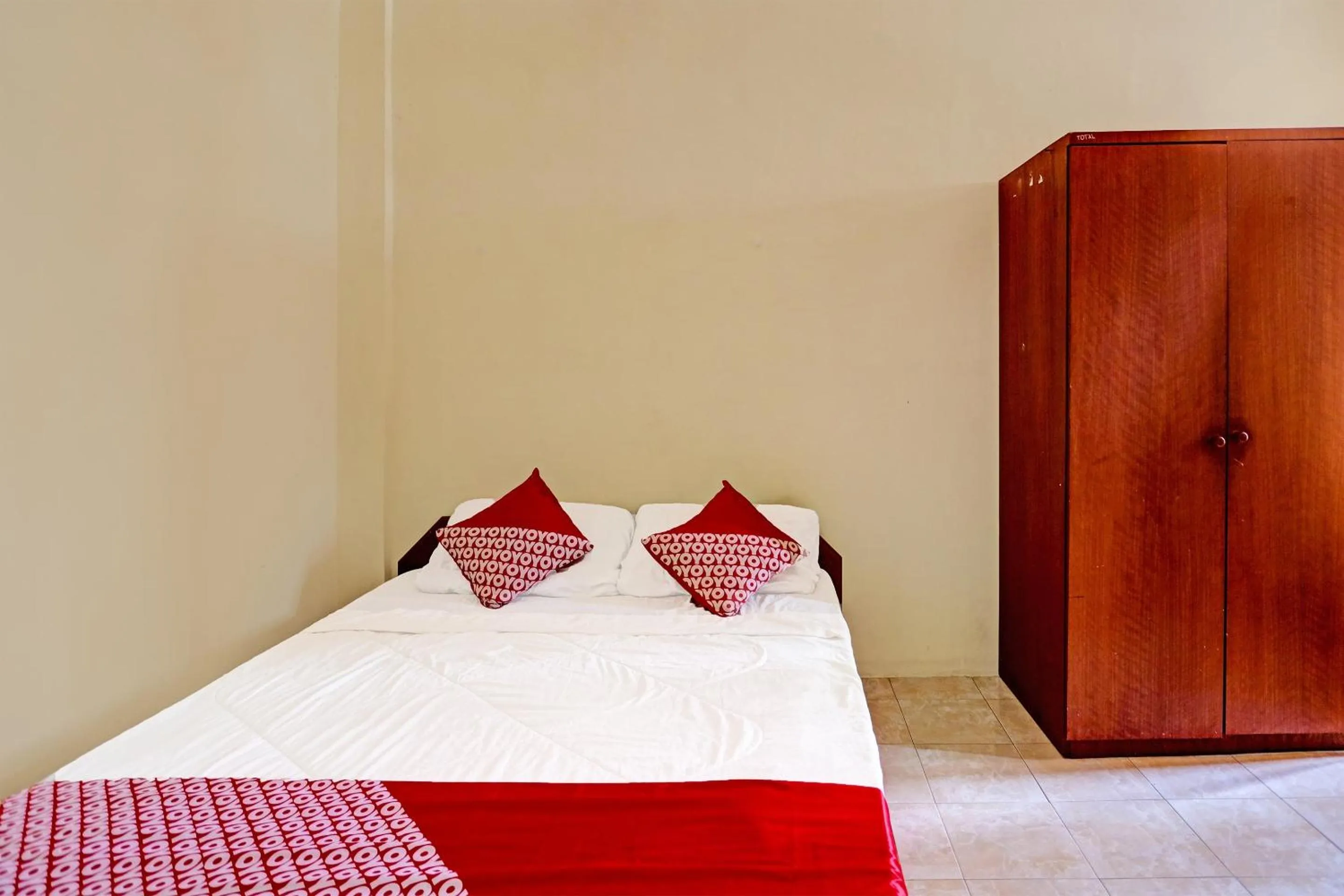 Bedroom, Bed in OYO 91636 Kak Dadut Homestay