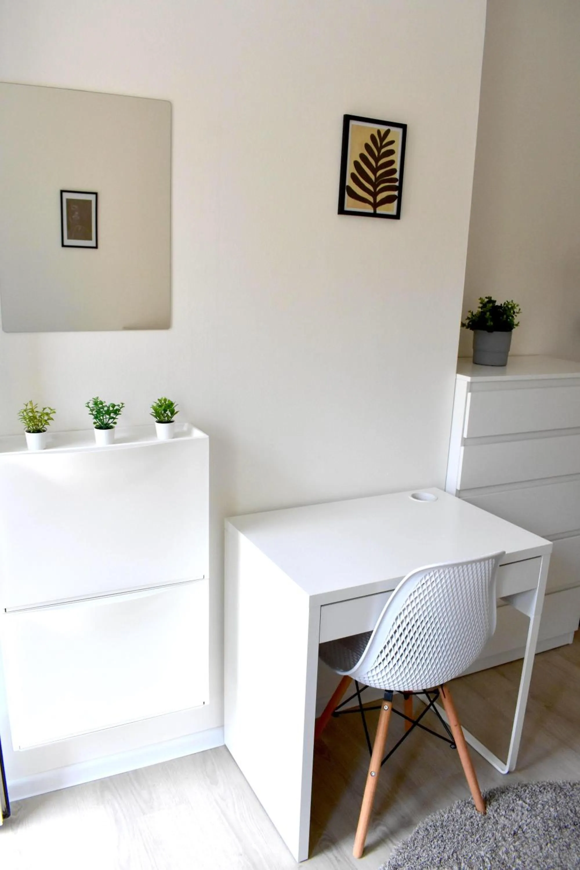 Living room in Seifert Residence