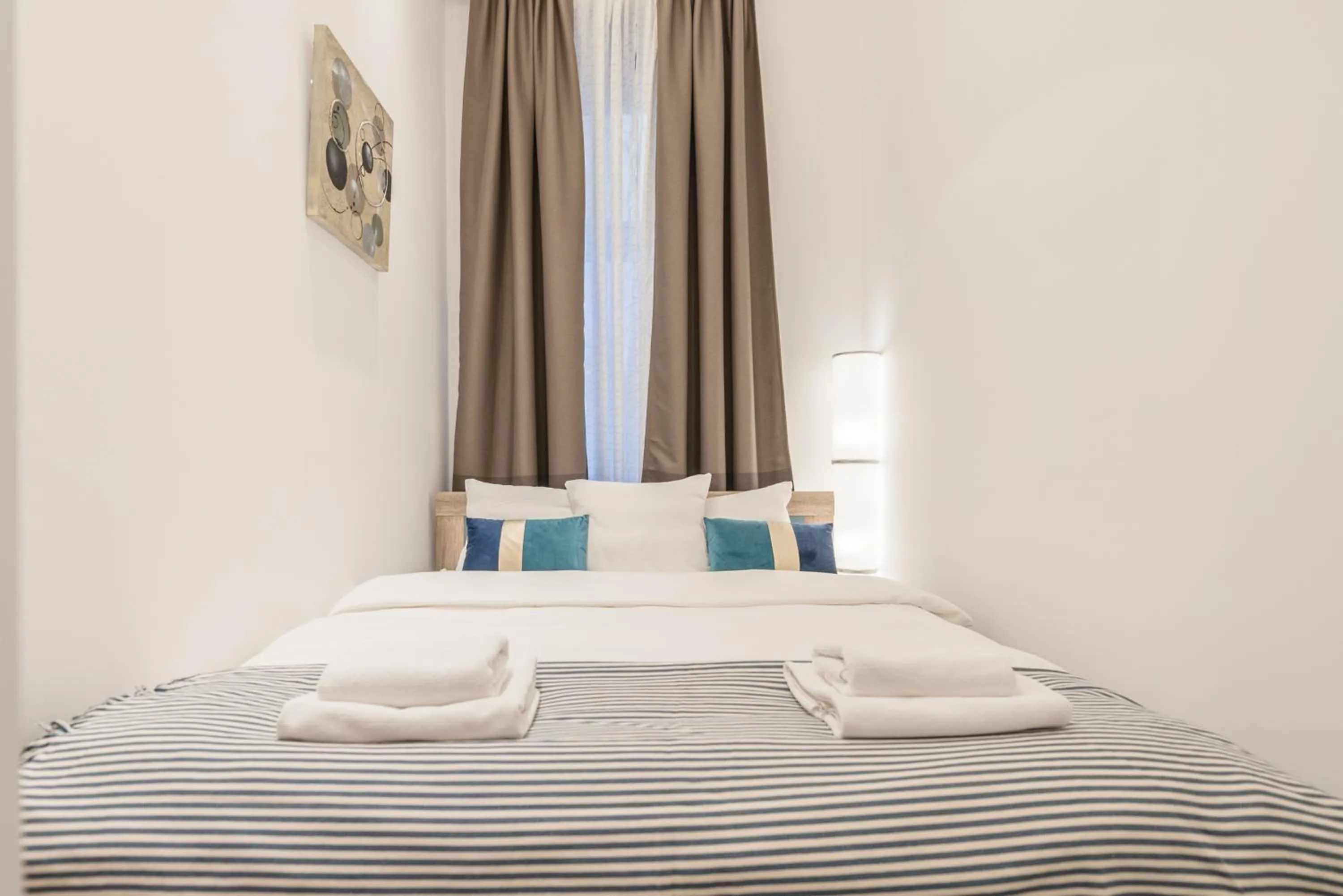 Bed in Venus Apartments - Almassy Park