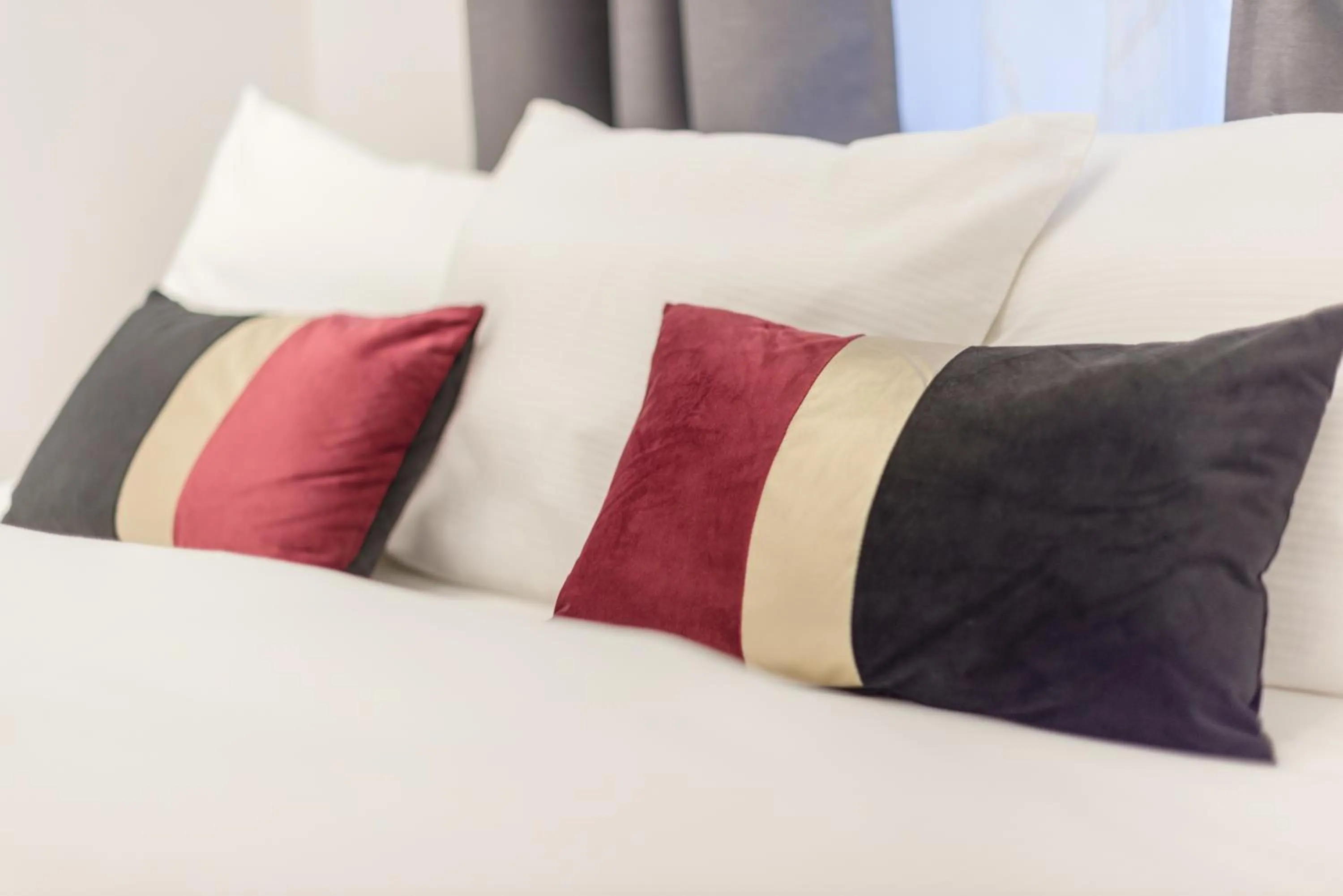 Bed in Venus Apartments - Almassy Park
