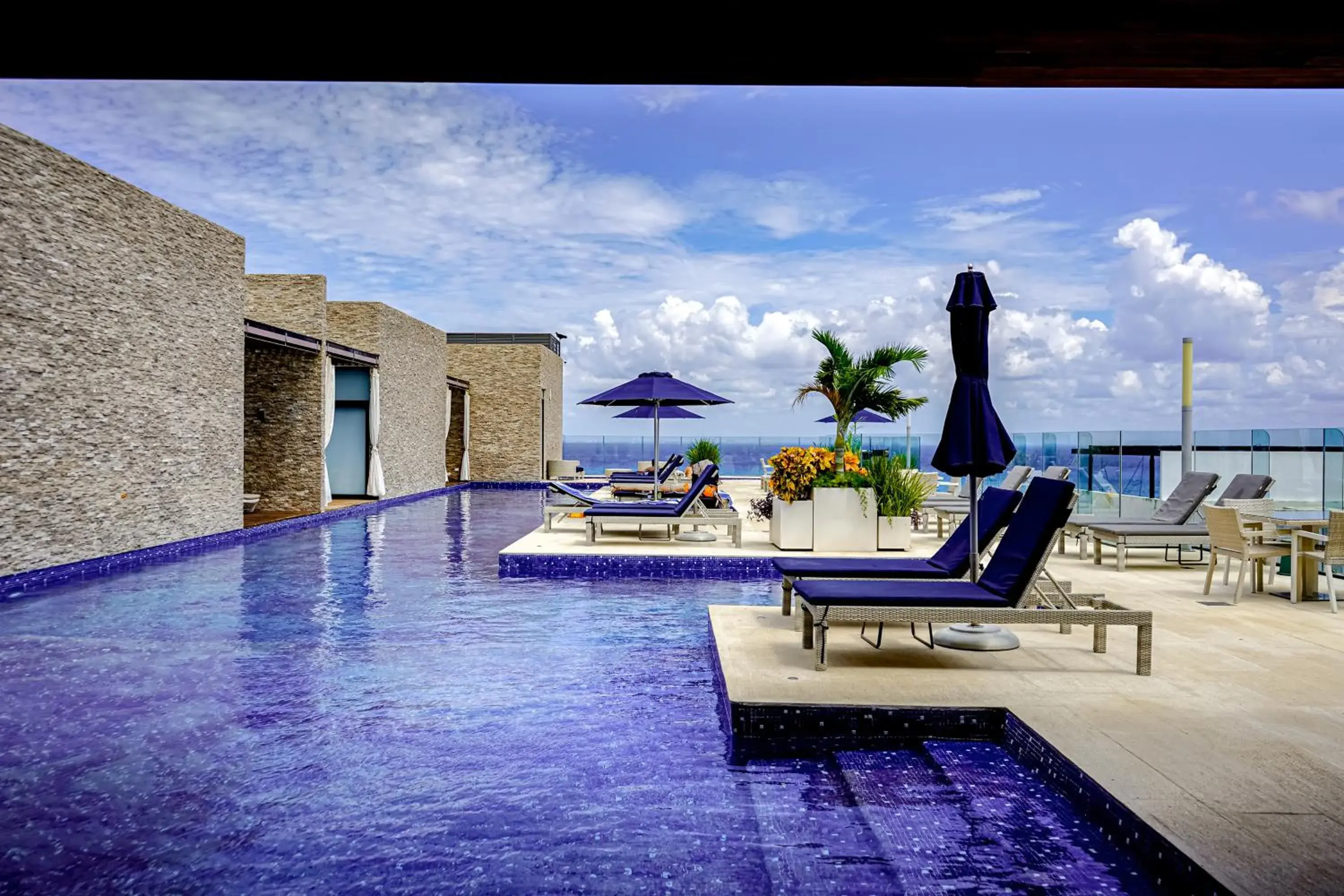 Cruz con Mar 307 Cruz con Mar 307