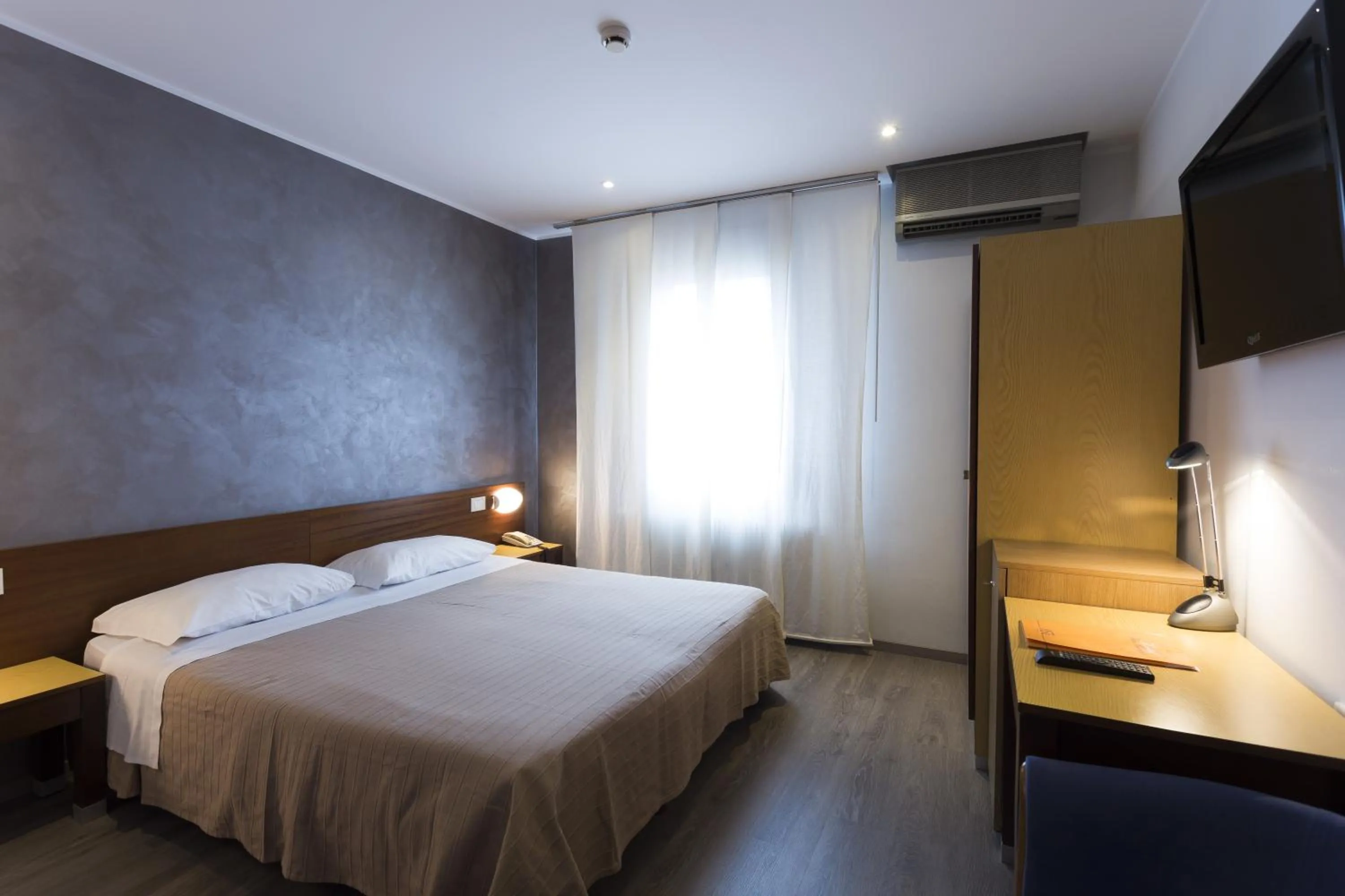 Bedroom, Bed in Hotel San Giorgio