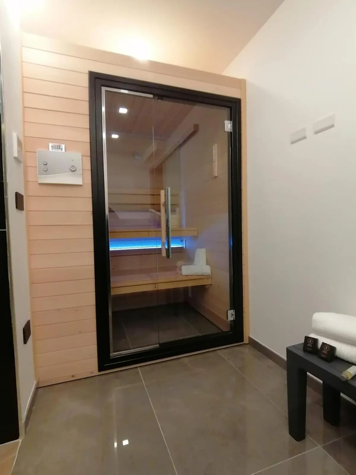 Sauna in Hotel XBusiness