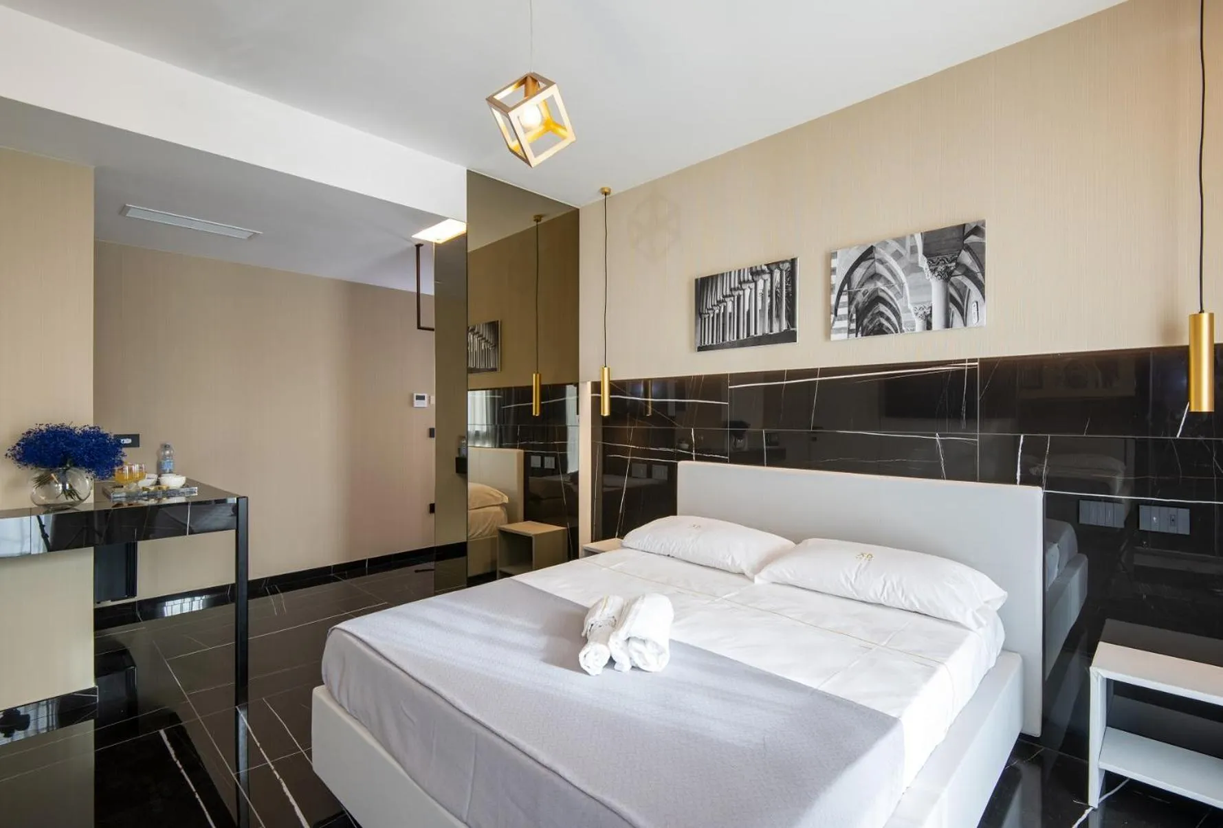 Bed in Hotel XBusiness