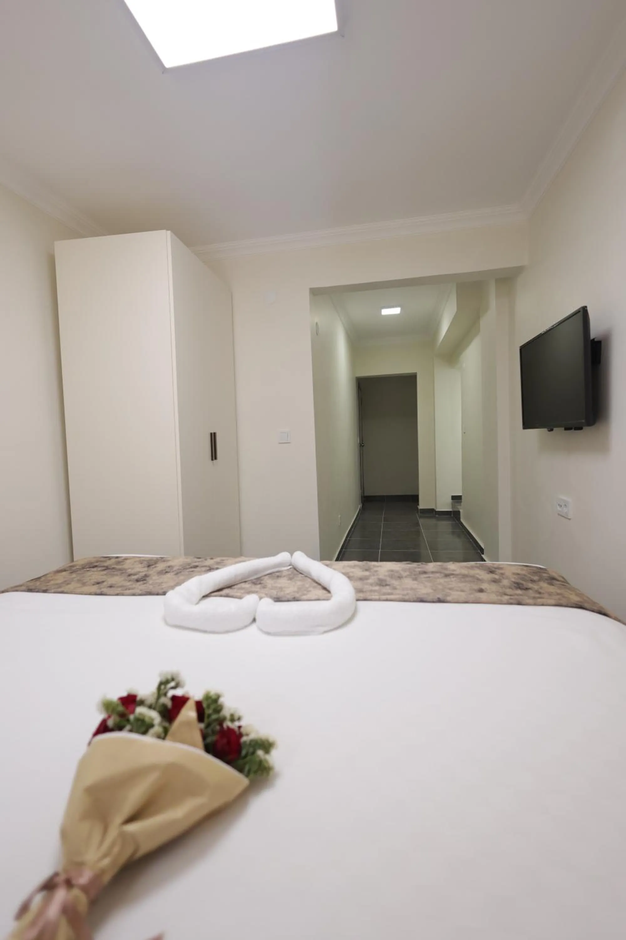 Photo of the whole room, Bed in Bonita Apart