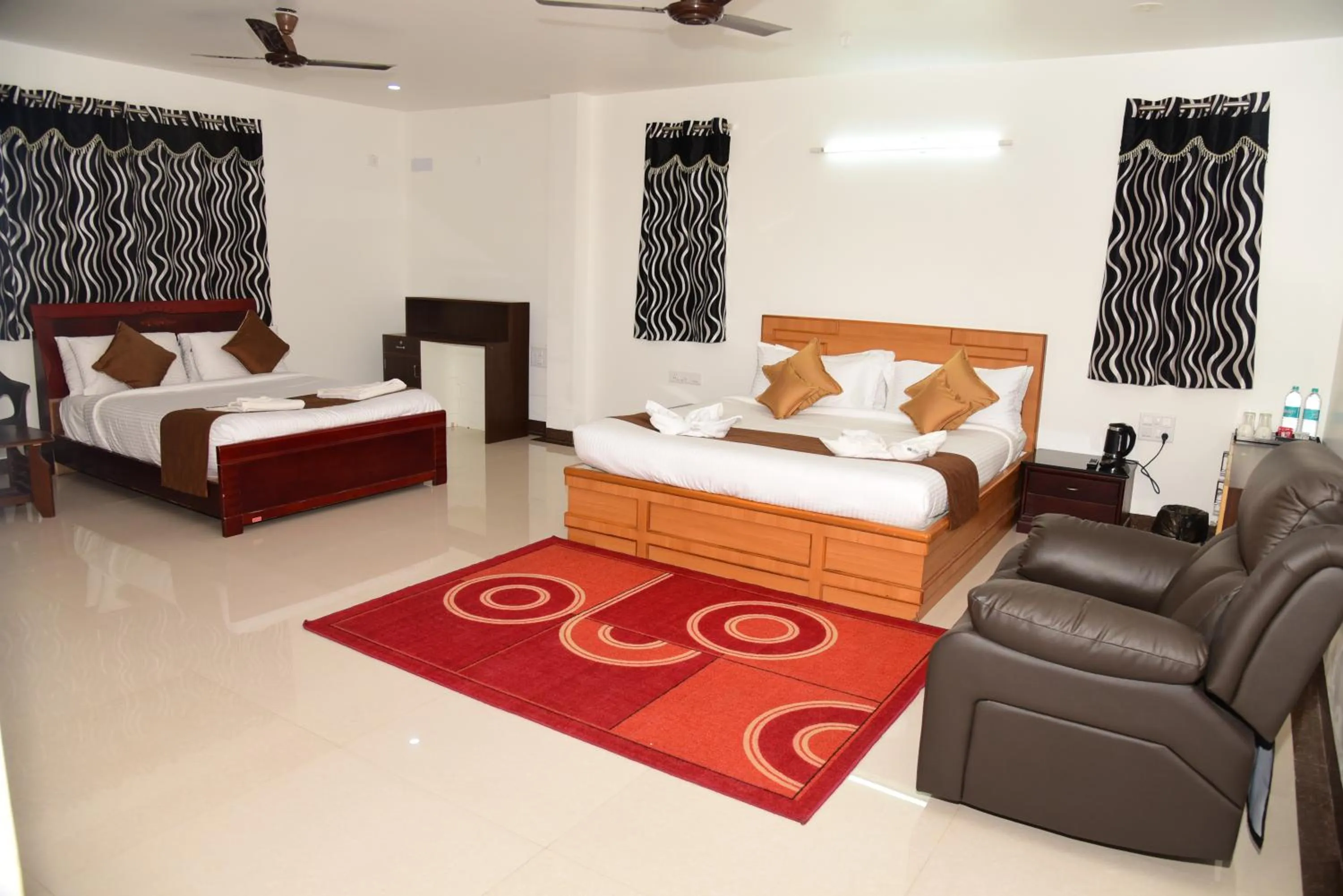 Bedroom, Bed in WOW Bison Woods Organic Veg Resort - Yercaud