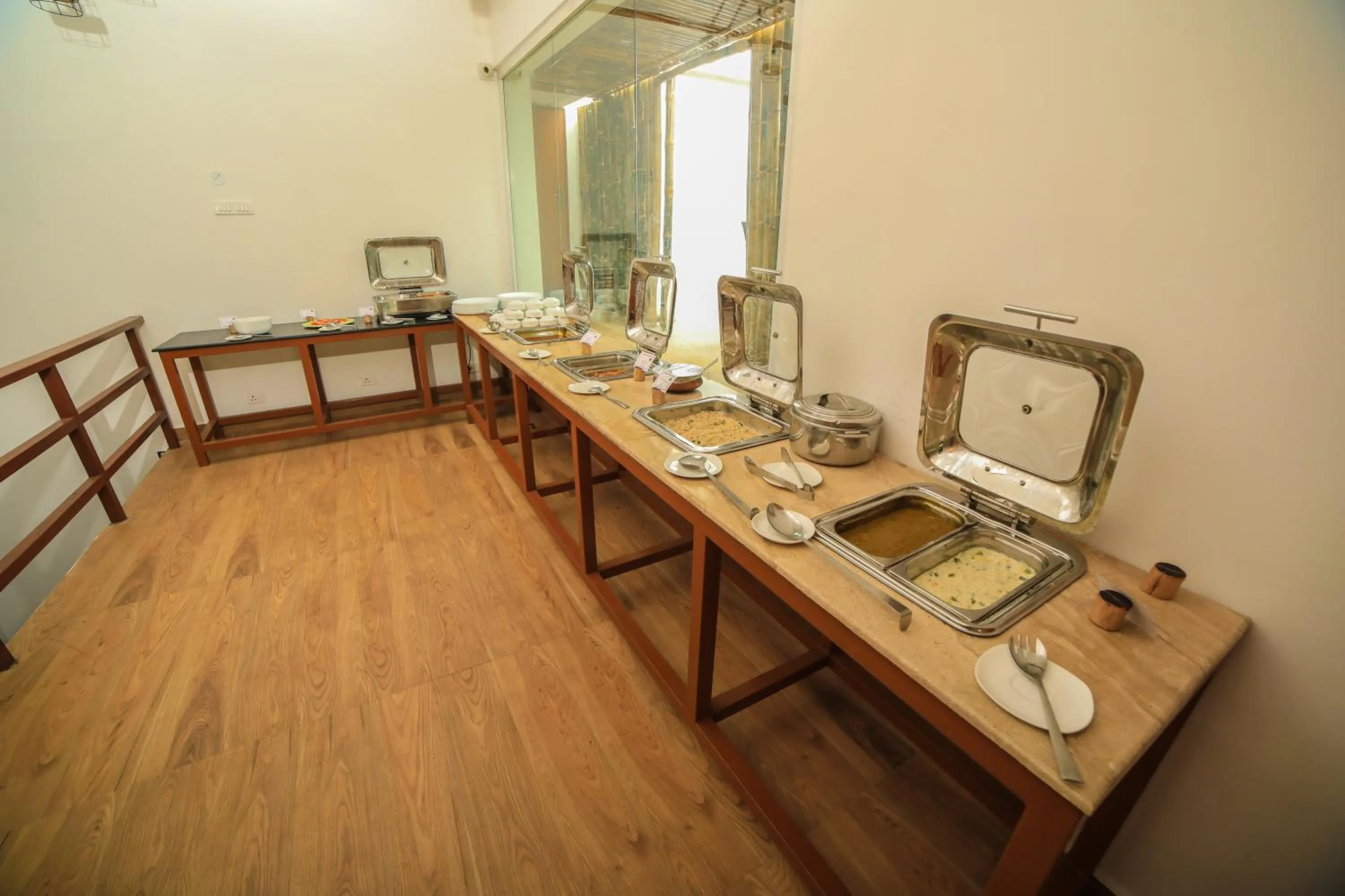 Restaurant/places to eat in WOW Bison Woods Organic Veg Resort - Yercaud