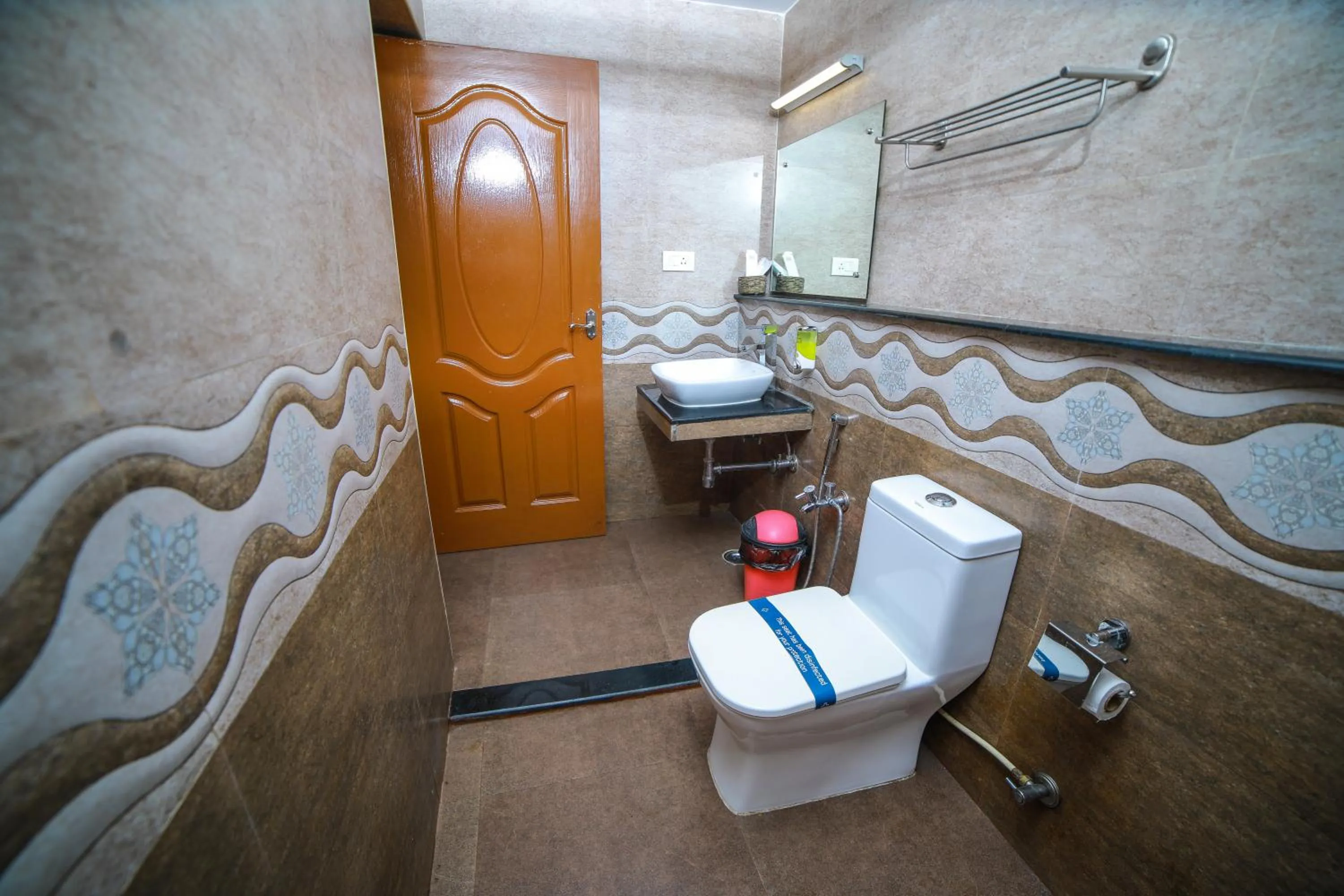 Bathroom in WOW Bison Woods Organic Veg Resort - Yercaud