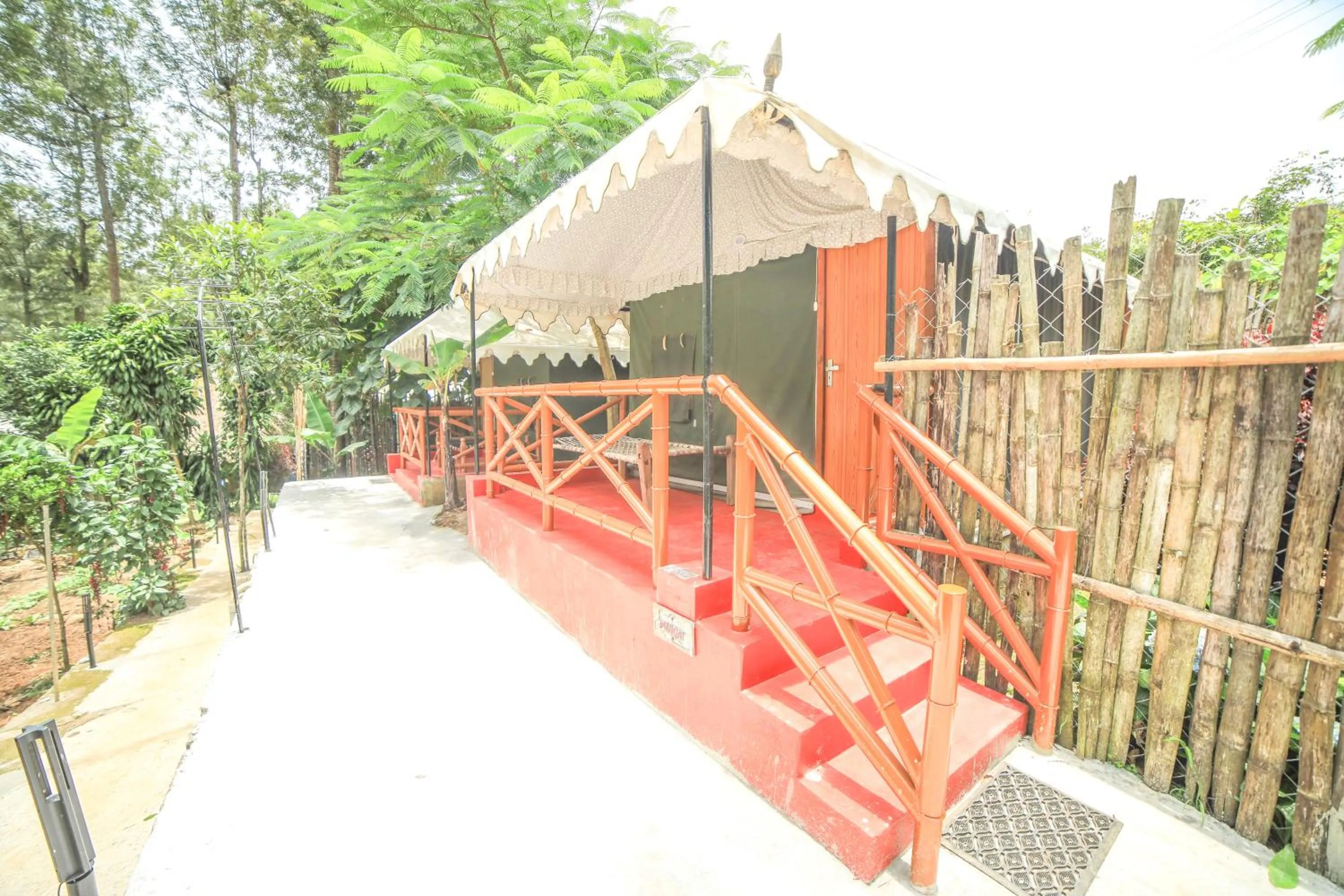 Patio in WOW Bison Woods Organic Veg Resort - Yercaud