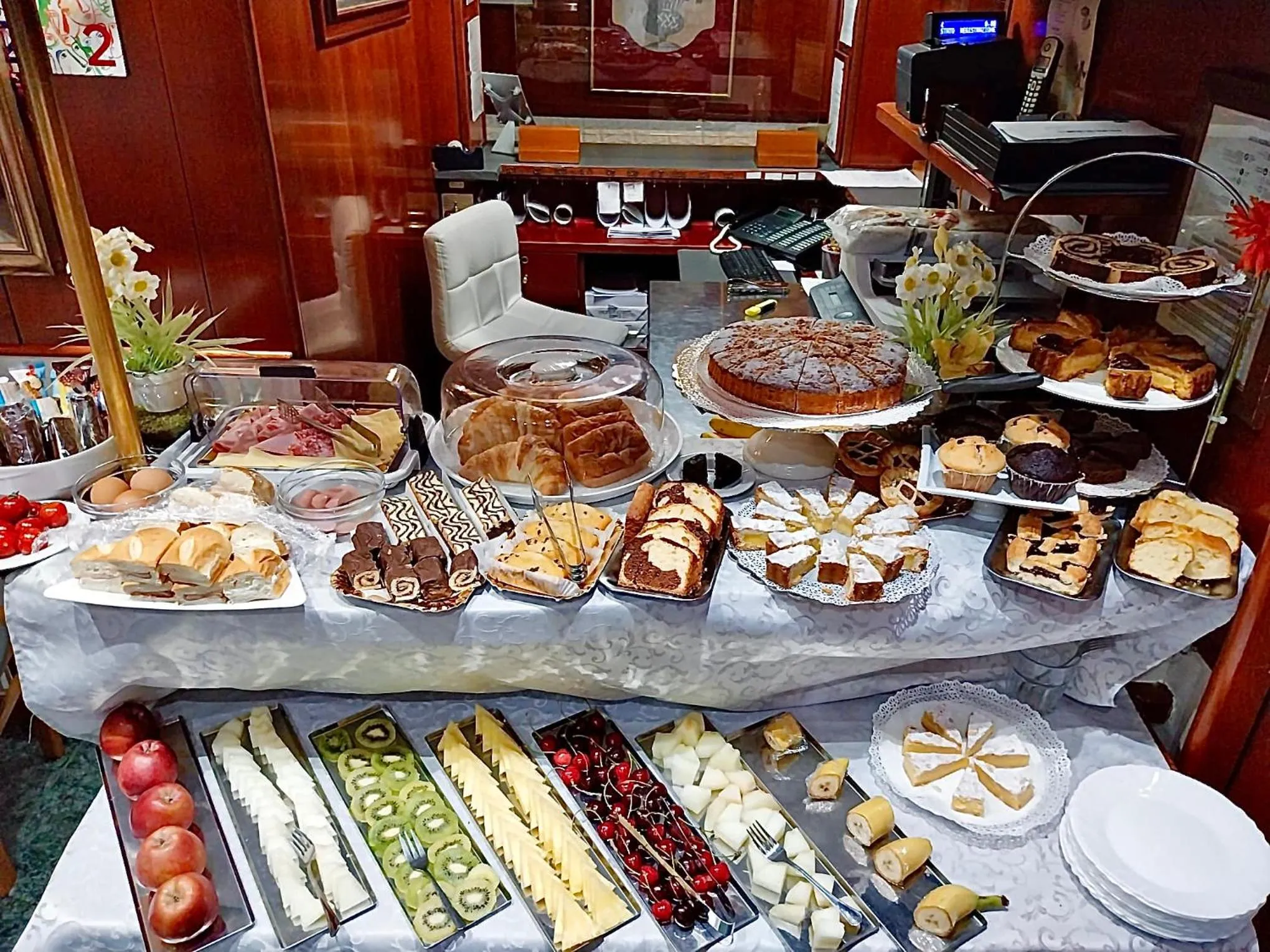 Food in Hotel Fiorella Milano