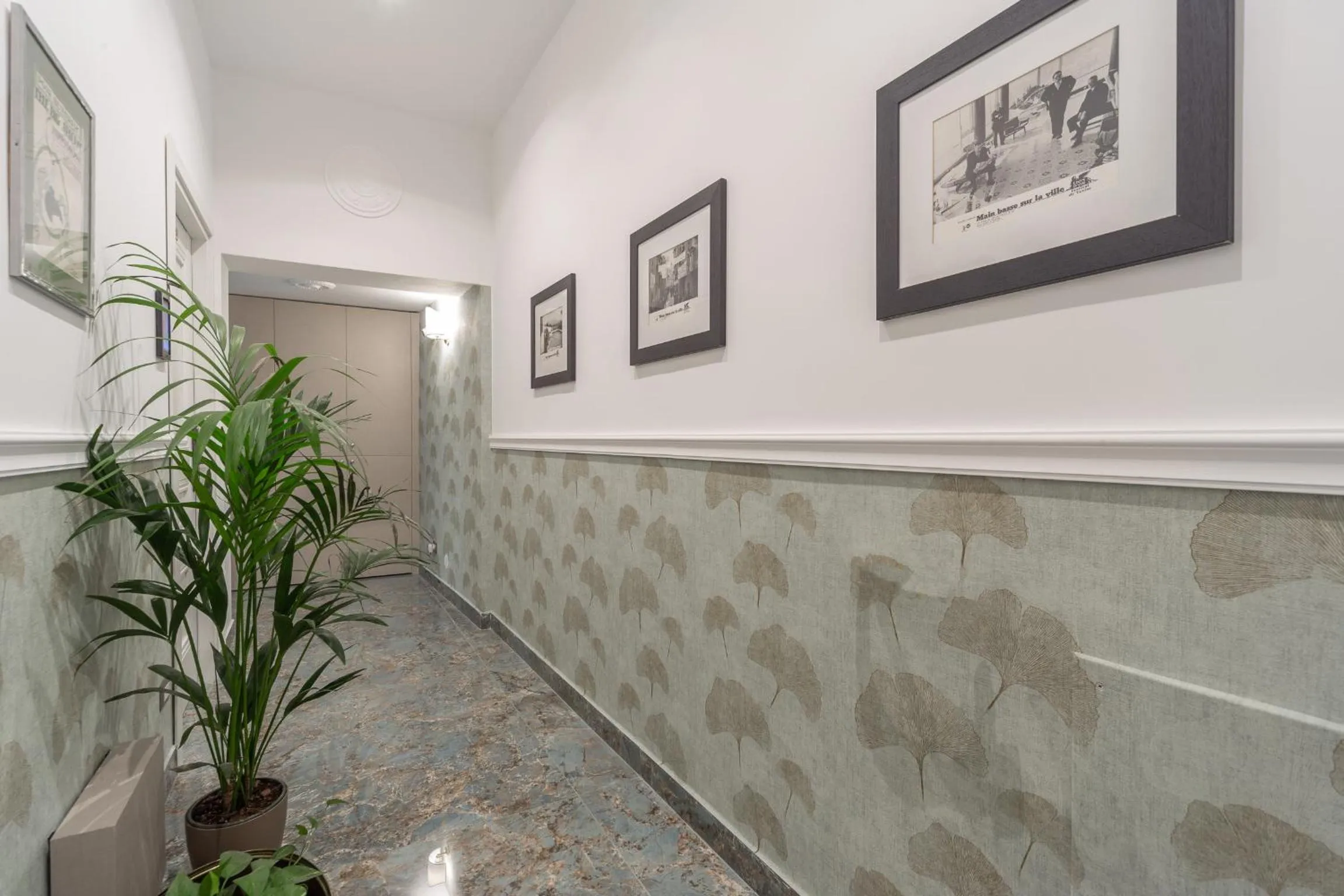 Decorative detail in Duomo Smart Suites